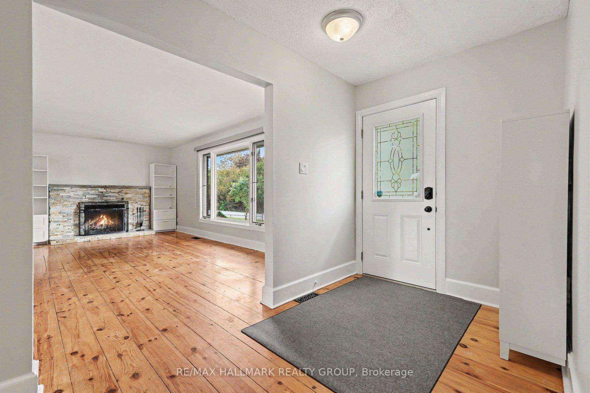 Photo 7 of 65 Christopher Hamilton Street, Ottawa, Richmond — HOMEH
