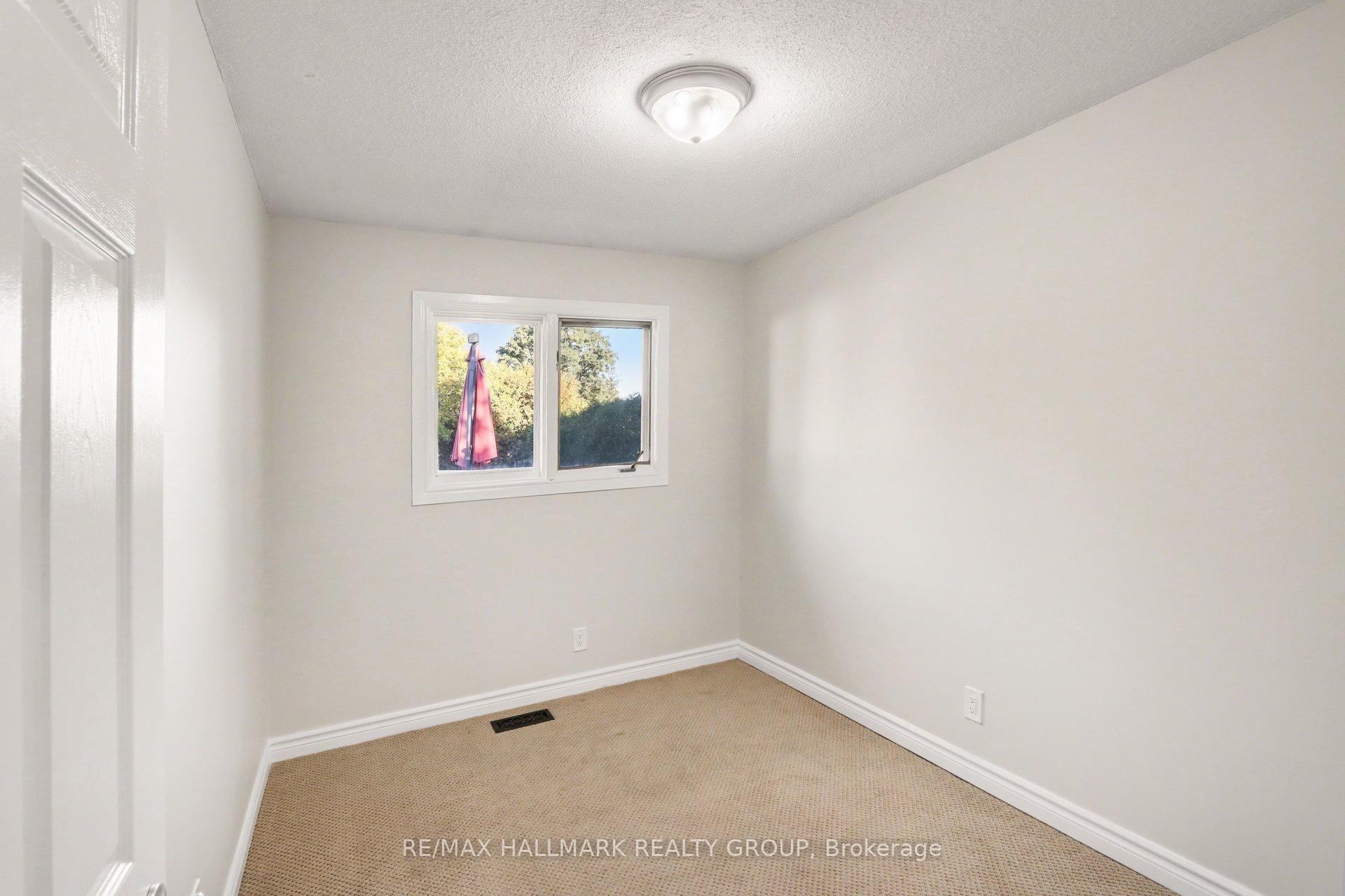Photo 17 of 65 Christopher Hamilton Street, Ottawa, Richmond — HOMEH