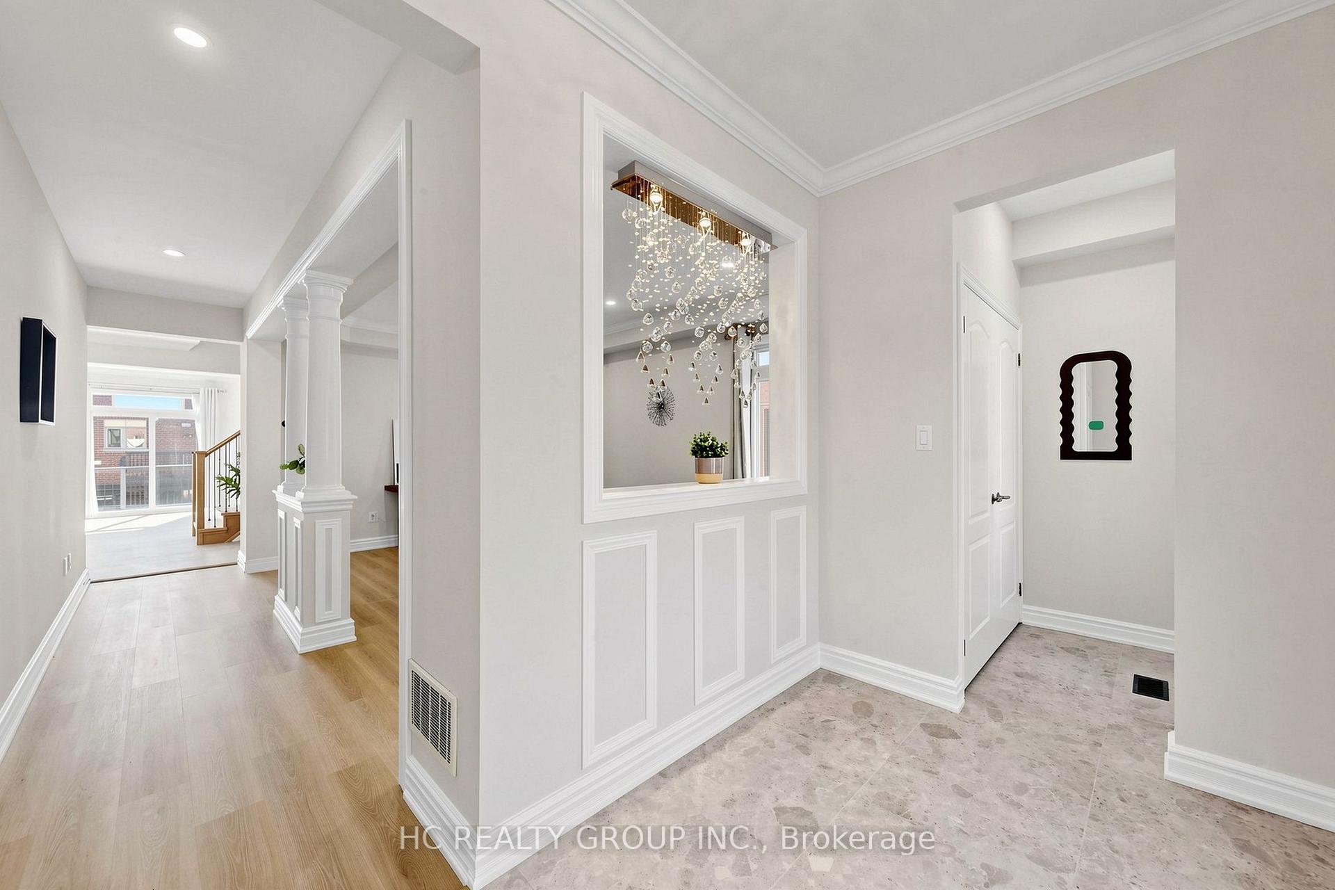 Photo 4 of 43 Randolph Drive, Vaughan, Patterson — HOMEH