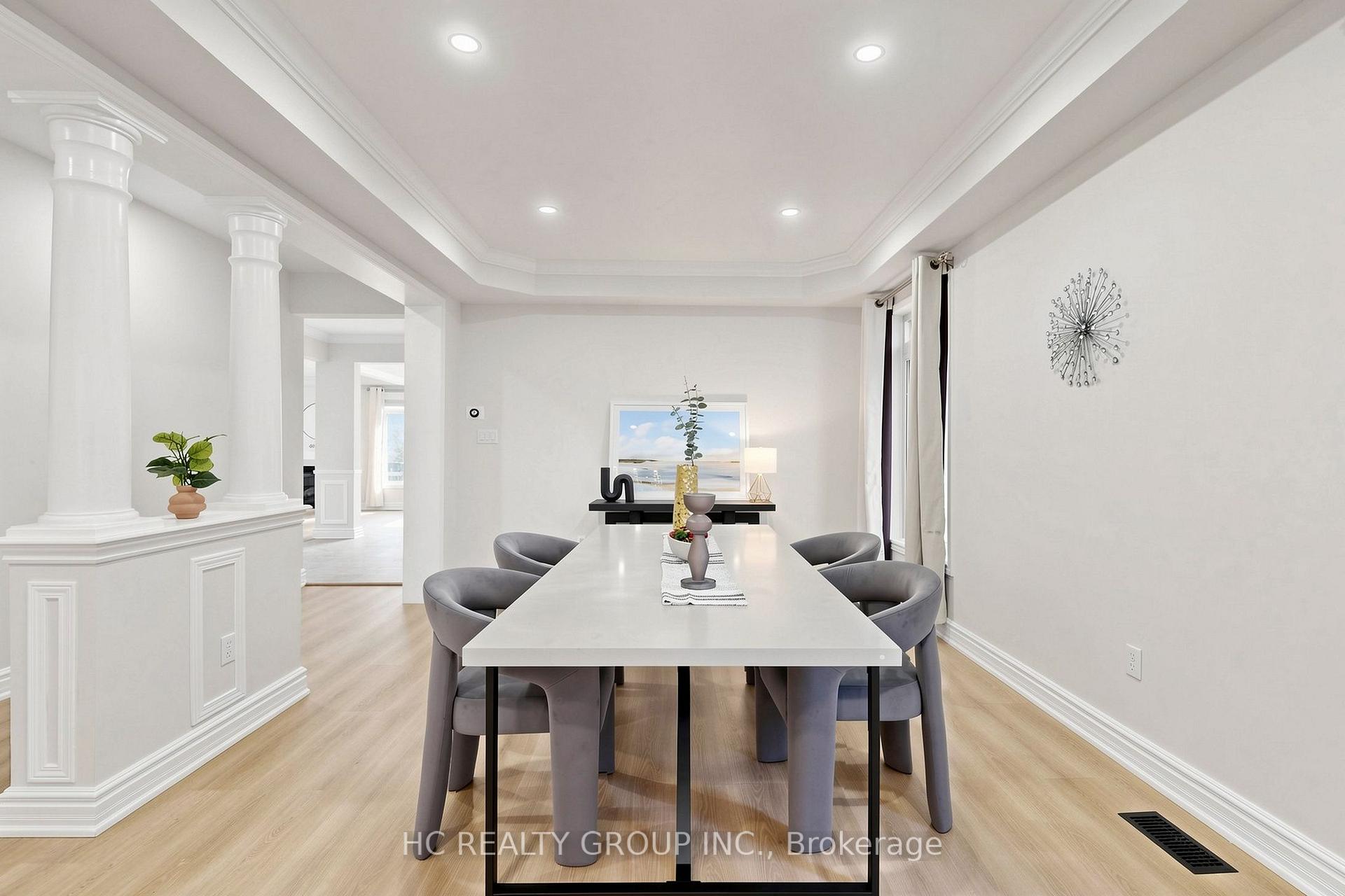 Photo 10 of 43 Randolph Drive, Vaughan, Patterson — HOMEH