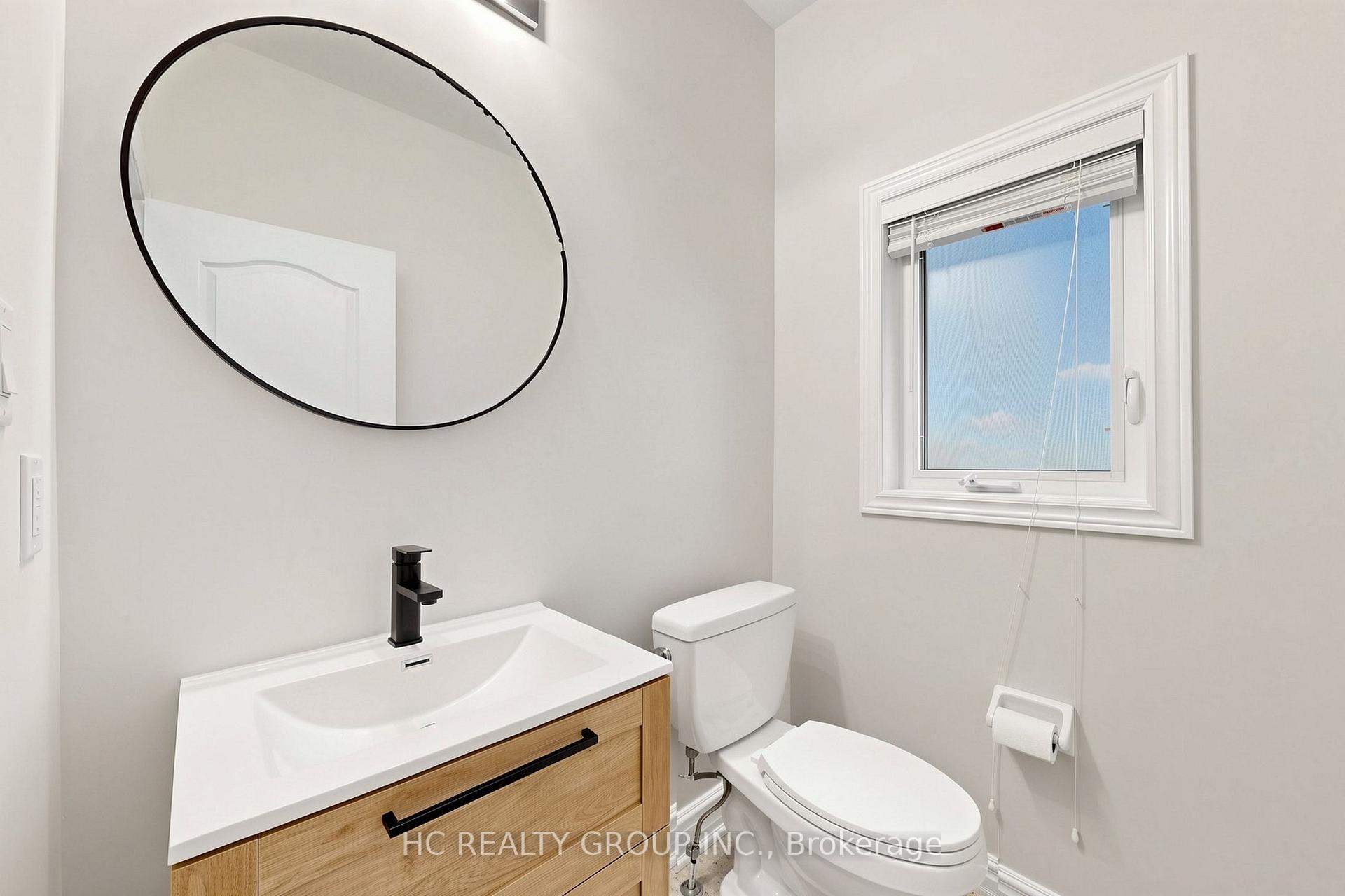 Photo 20 of 43 Randolph Drive, Vaughan, Patterson — HOMEH