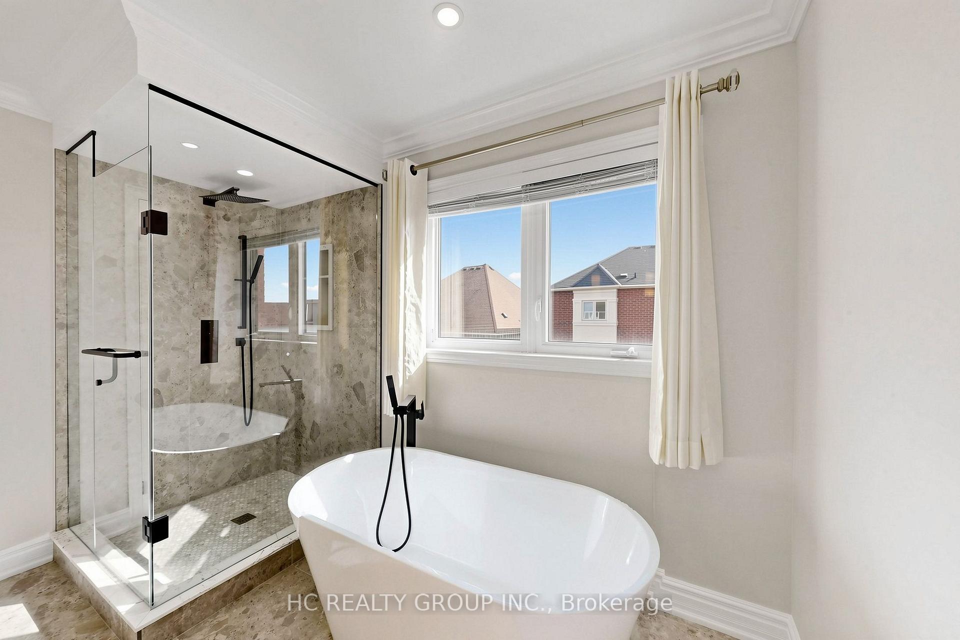 Photo 31 of 43 Randolph Drive, Vaughan, Patterson — HOMEH