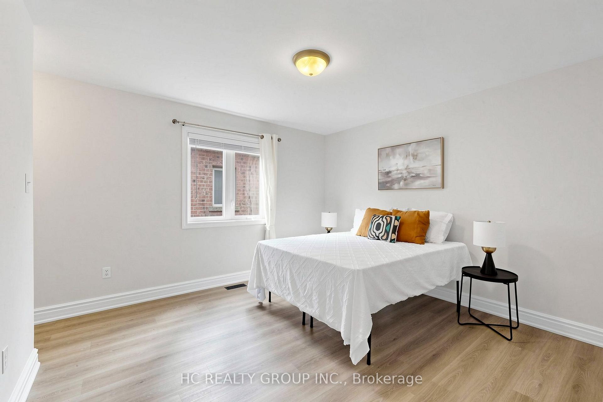 Photo 38 of 43 Randolph Drive, Vaughan, Patterson — HOMEH