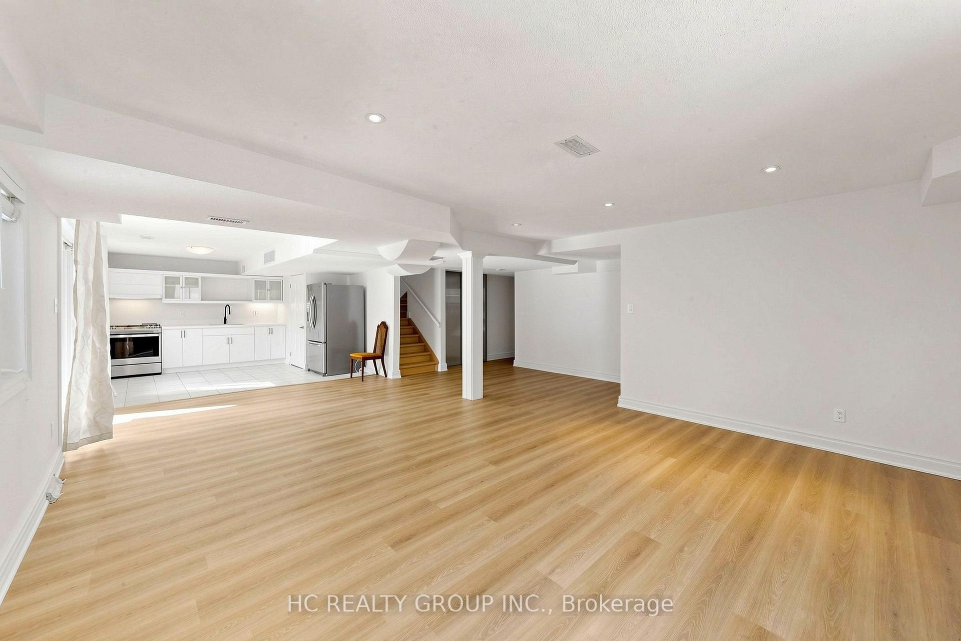 Photo 41 of 43 Randolph Drive, Vaughan, Patterson — HOMEH