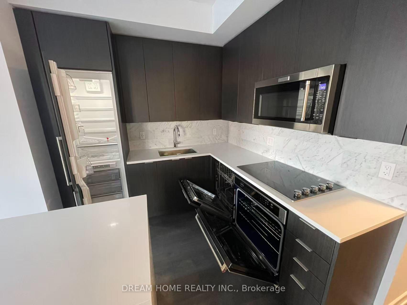 Photo 3 of Unit 2004, 38 Iannuzzi Street, Toronto, Niagara — HOMEH