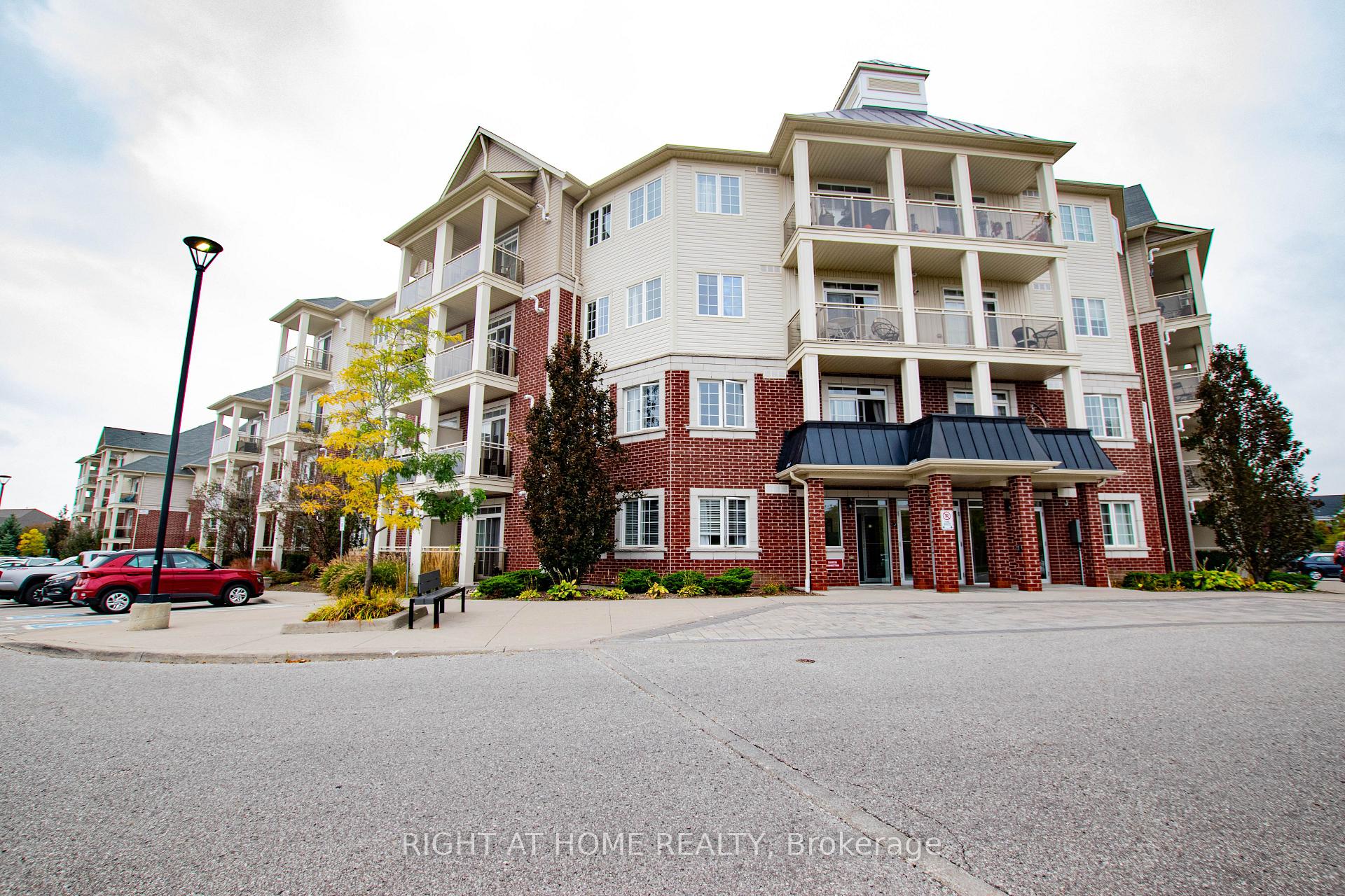 Photo of Unit 425, 80 Aspen Springs Drive