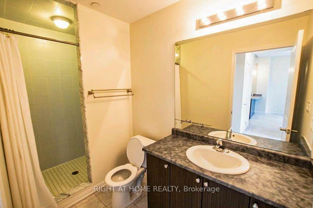 Photo 6 of Unit 425, 80 Aspen Springs Drive, Clarington, Bowmanville — HOMEH