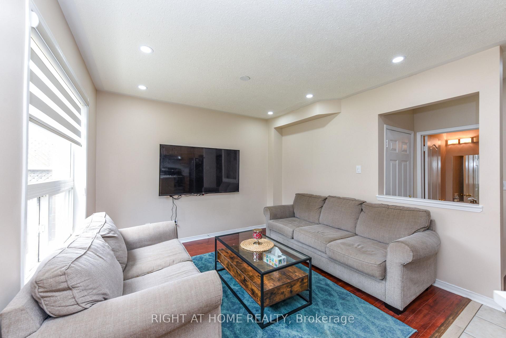 Photo 6 of 5986 Long Valley Road, Mississauga, Churchill Meadows — HOMEH