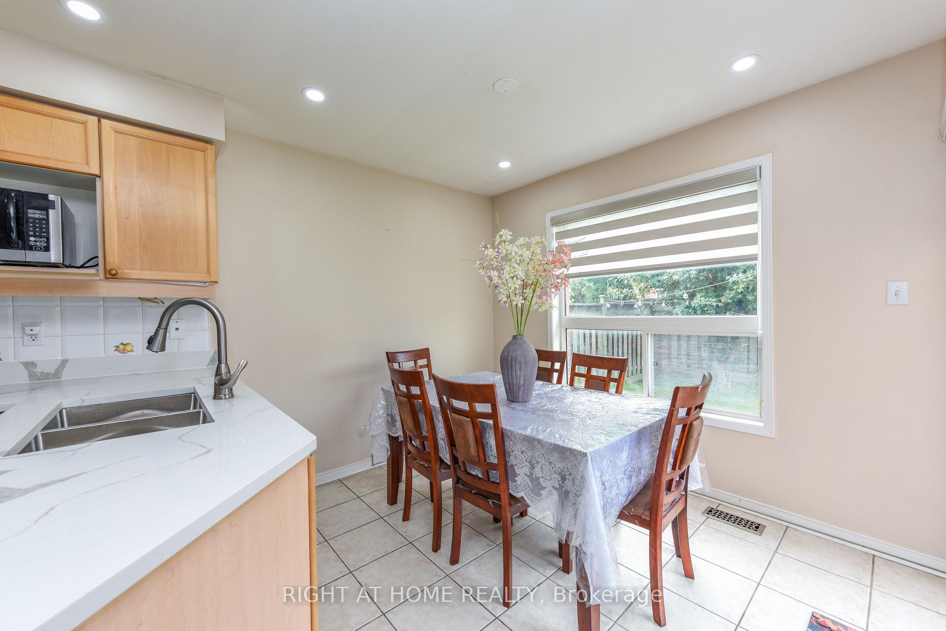 Photo 10 of 5986 Long Valley Road, Mississauga, Churchill Meadows — HOMEH