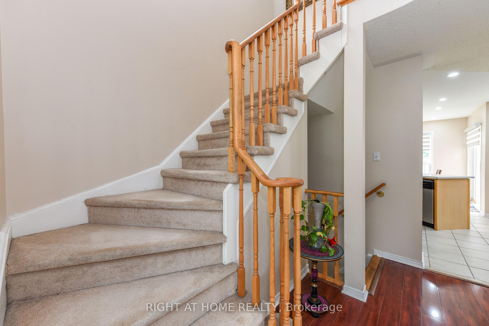 Photo 16 of 5986 Long Valley Road, Mississauga, Churchill Meadows — HOMEH