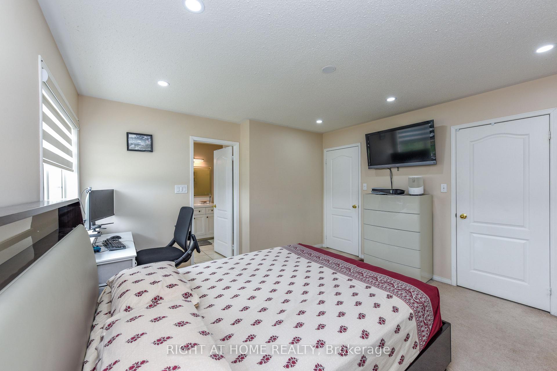 Photo 21 of 5986 Long Valley Road, Mississauga, Churchill Meadows — HOMEH