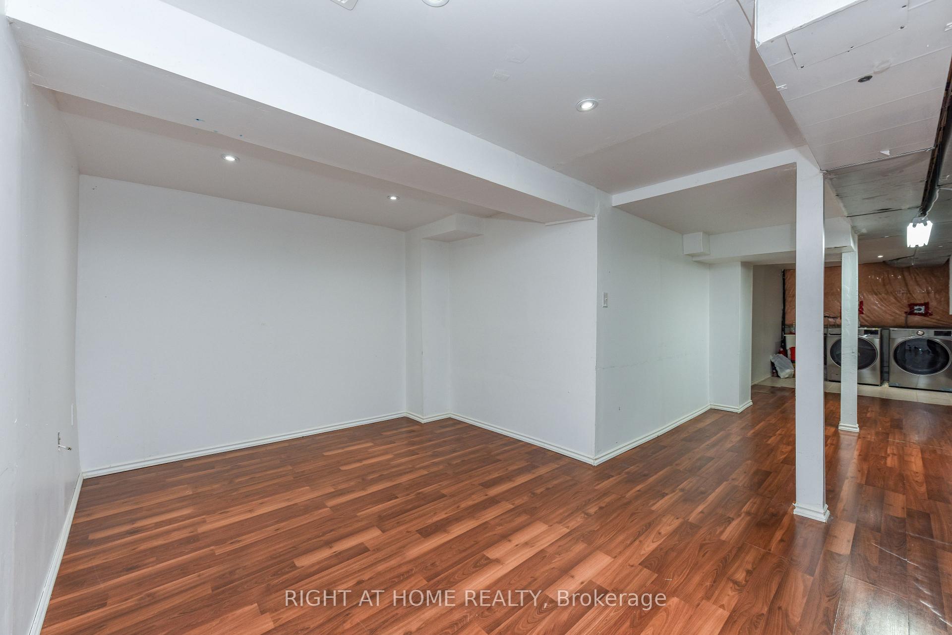 Photo 32 of 5986 Long Valley Road, Mississauga, Churchill Meadows — HOMEH