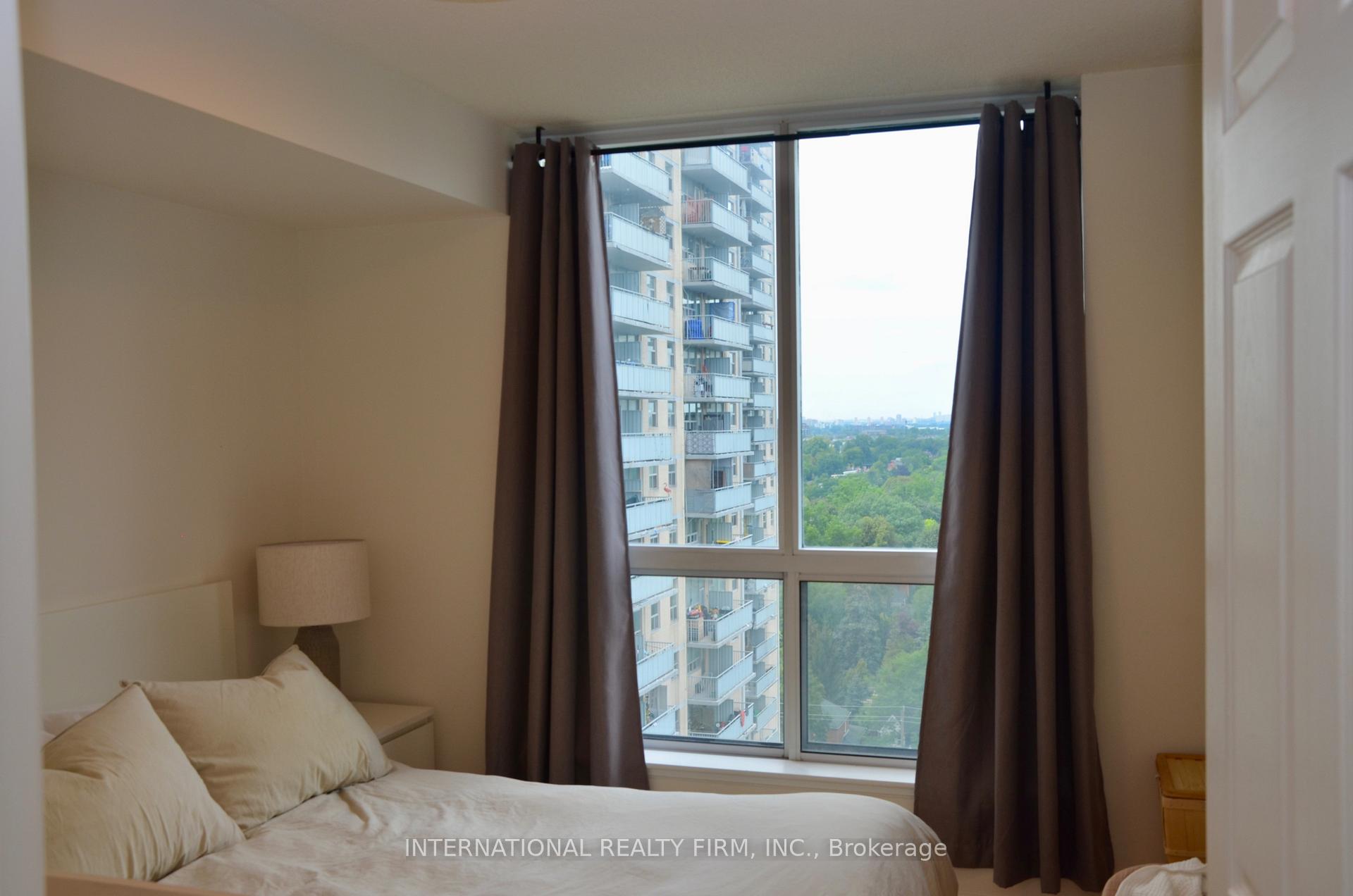 Photo 10 of Unit 1403, 70 High Park Avenue, Toronto, High Park North — HOMEH