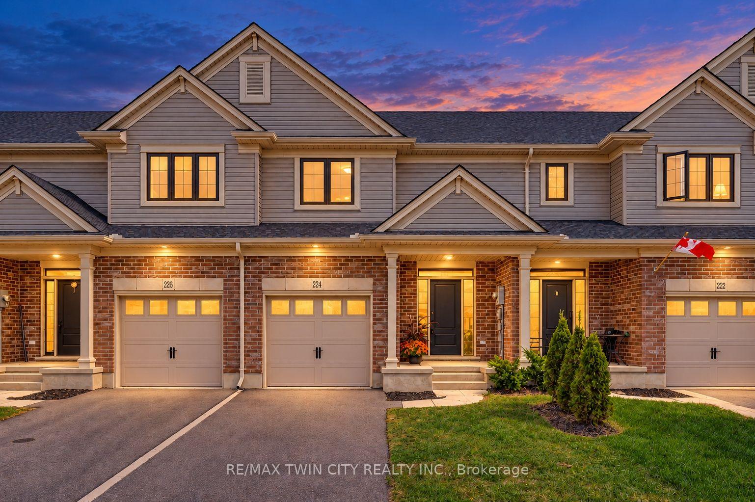 Photo 2 of 224 Renaissance Drive, St. Thomas — HOMEH