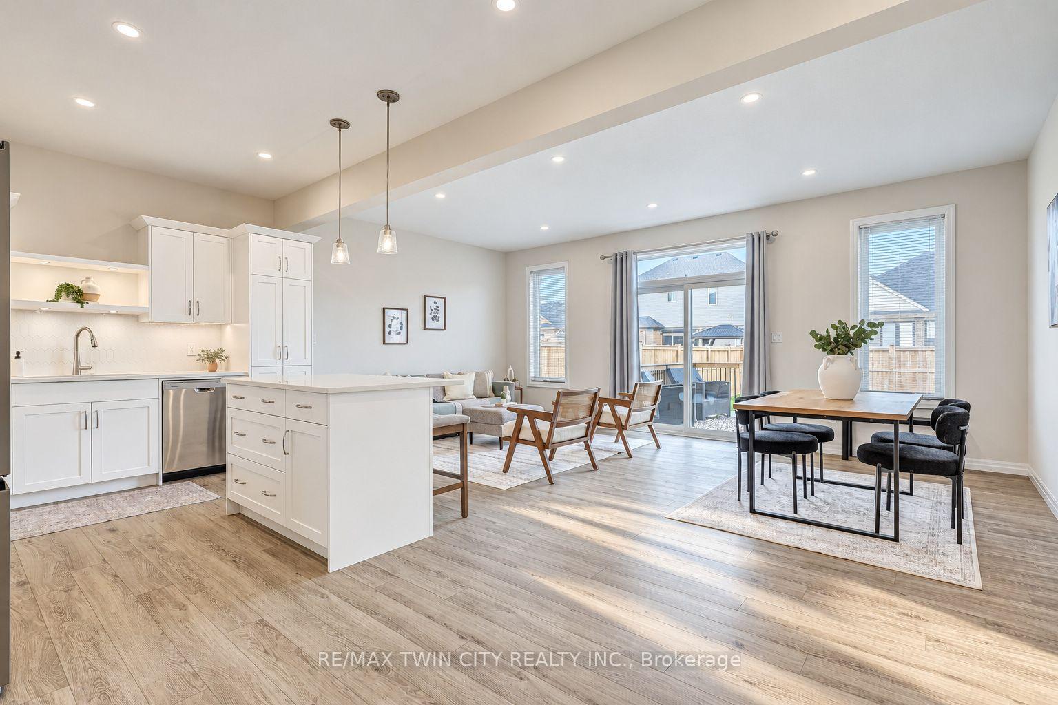 Photo 19 of 224 Renaissance Drive, St. Thomas — HOMEH