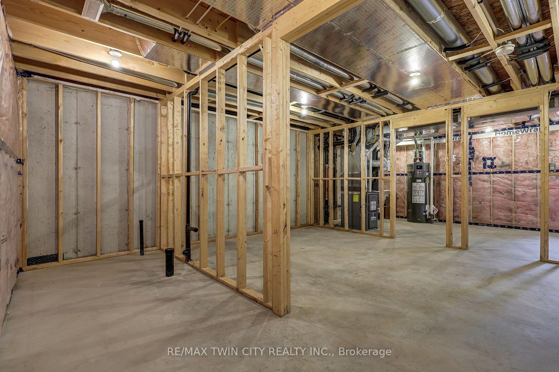 Photo 42 of 224 Renaissance Drive, St. Thomas — HOMEH
