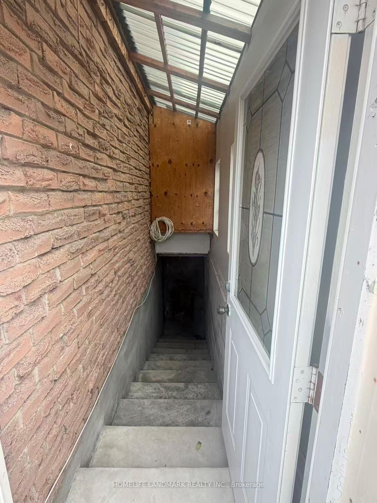 Photo of Unit BSMT, 8 Fullerton Crescent