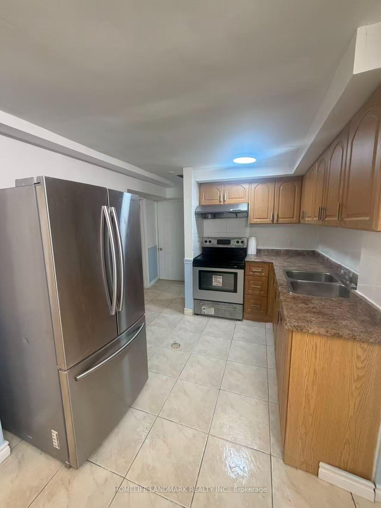 Photo 10 of Unit BSMT, 8 Fullerton Crescent, Markham, Milliken Mills West — HOMEH