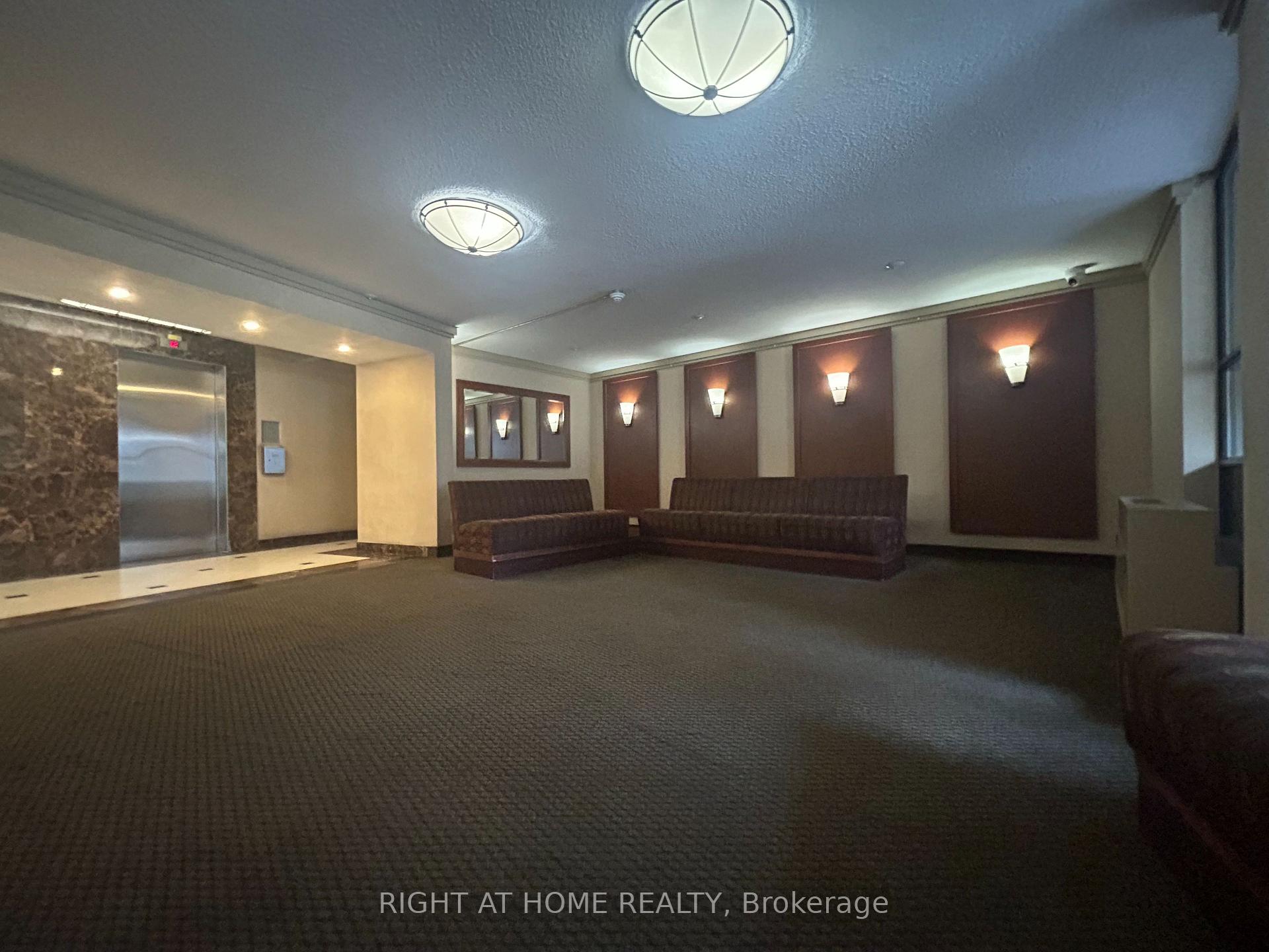 Photo 2 of Unit 1801, 20 Mississauga Valley Boulevard, Mississauga, Mississauga Valleys — HOMEH