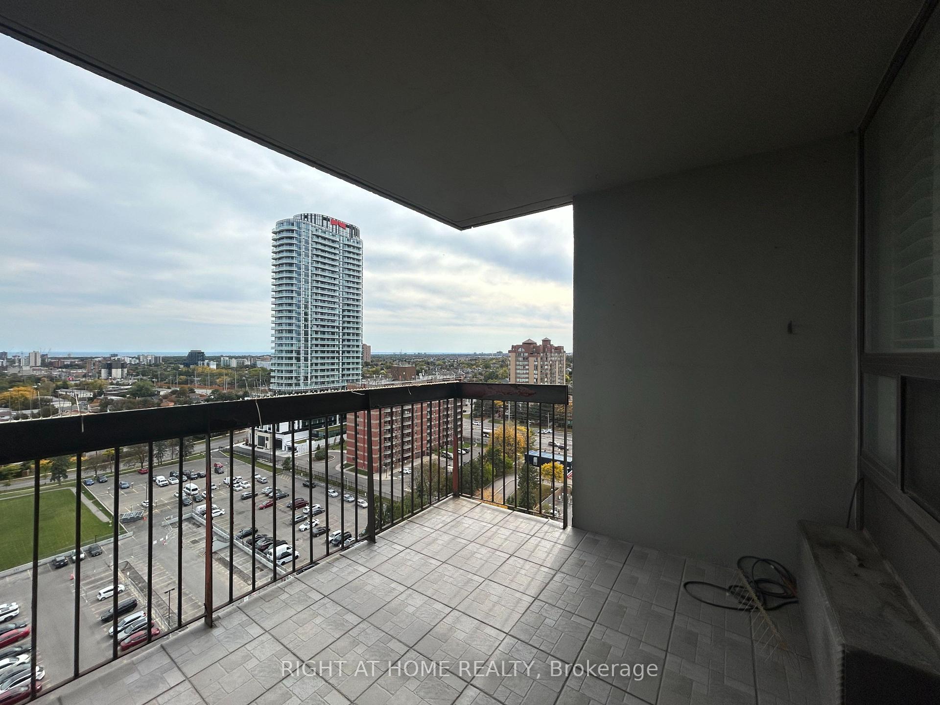 Photo 11 of Unit 1801, 20 Mississauga Valley Boulevard, Mississauga, Mississauga Valleys — HOMEH