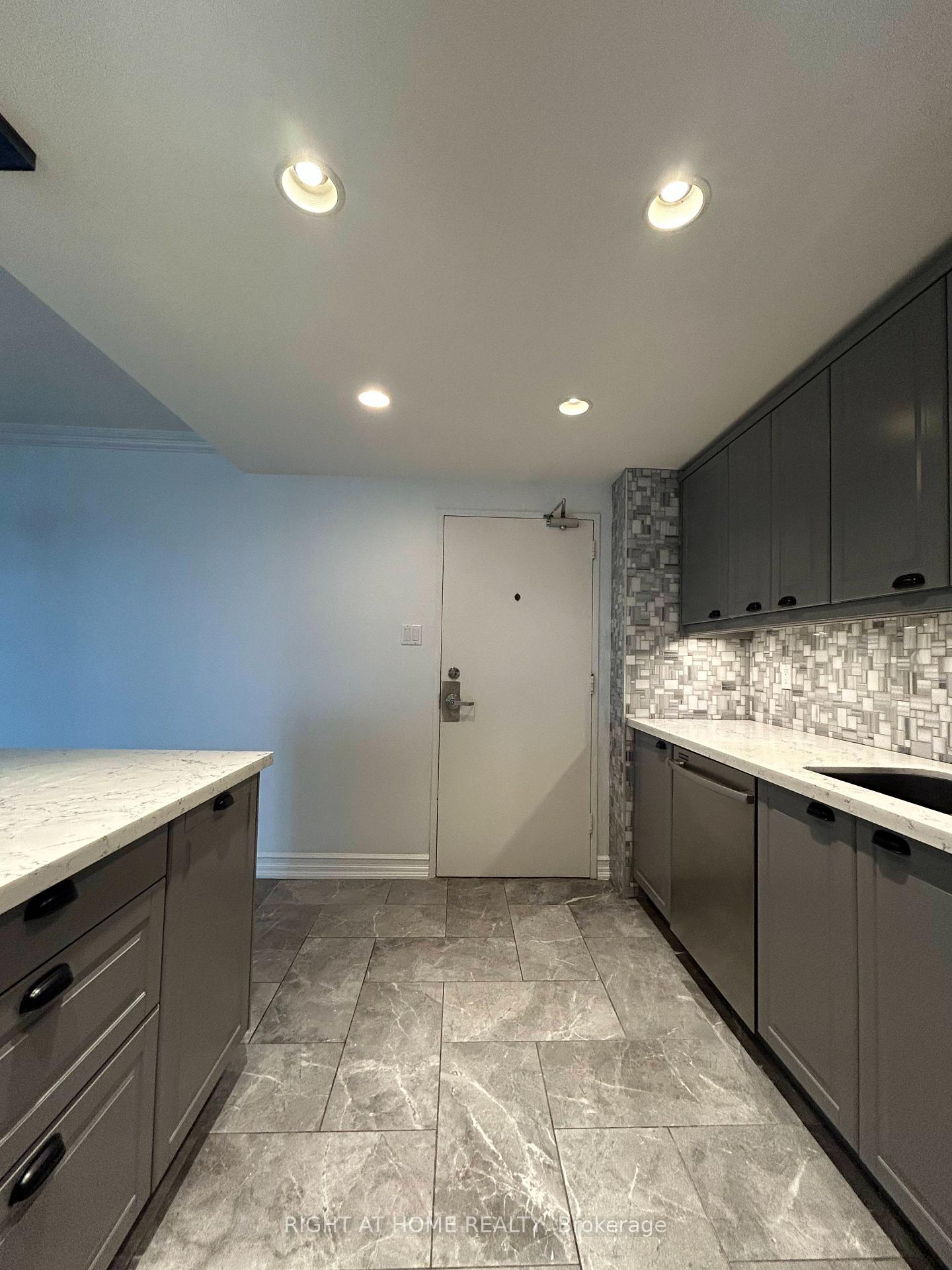 Photo 18 of Unit 1801, 20 Mississauga Valley Boulevard, Mississauga, Mississauga Valleys — HOMEH