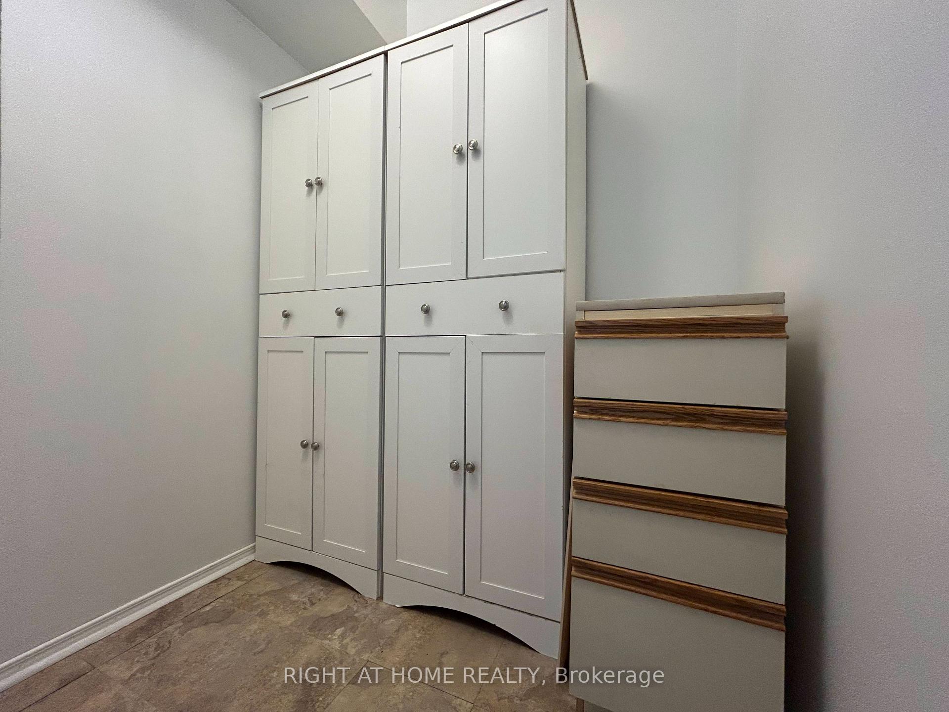 Photo 23 of Unit 1801, 20 Mississauga Valley Boulevard, Mississauga, Mississauga Valleys — HOMEH