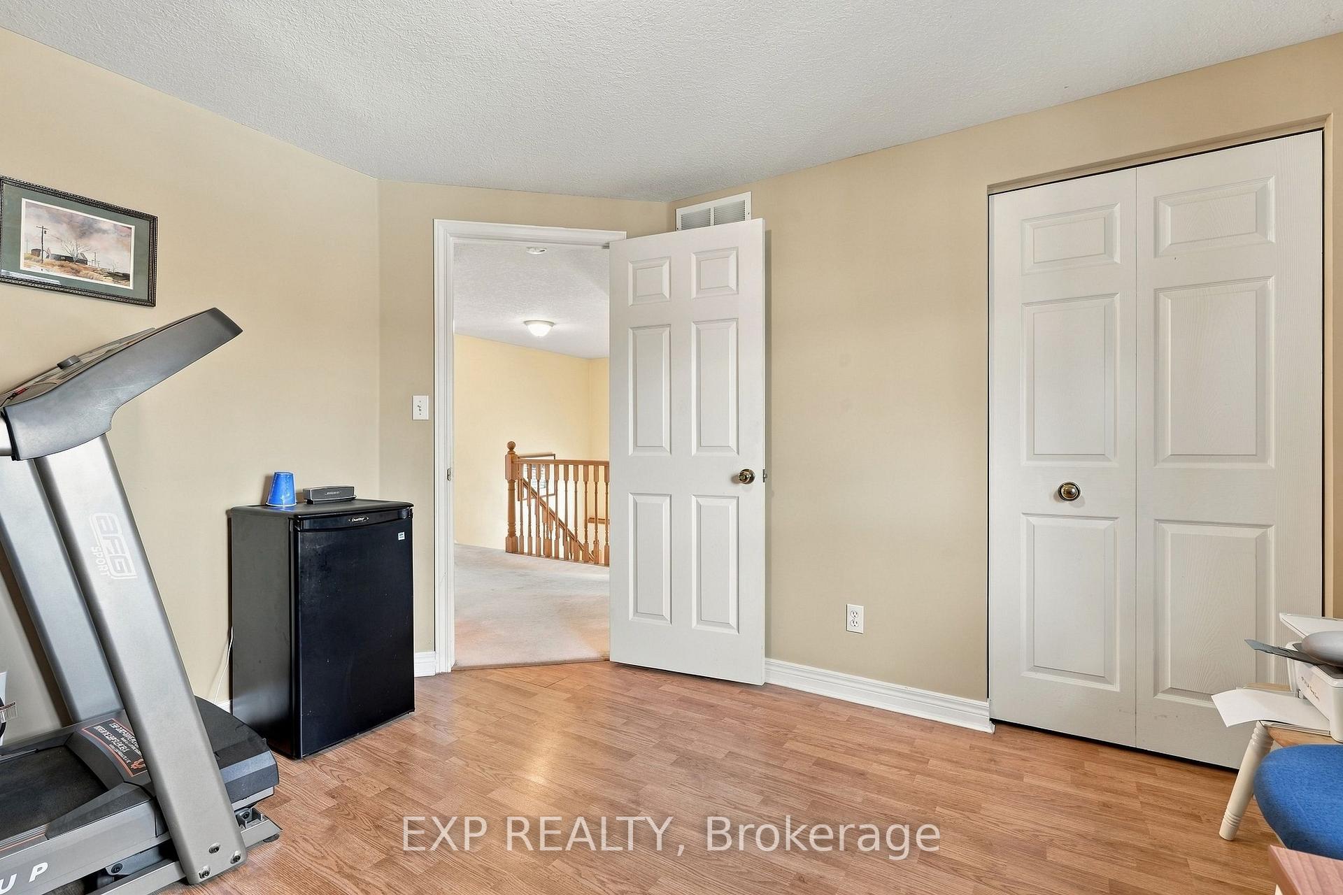 Photo 21 of 99 Stiefelmeyer Crescent, Wilmot, Baden — HOMEH