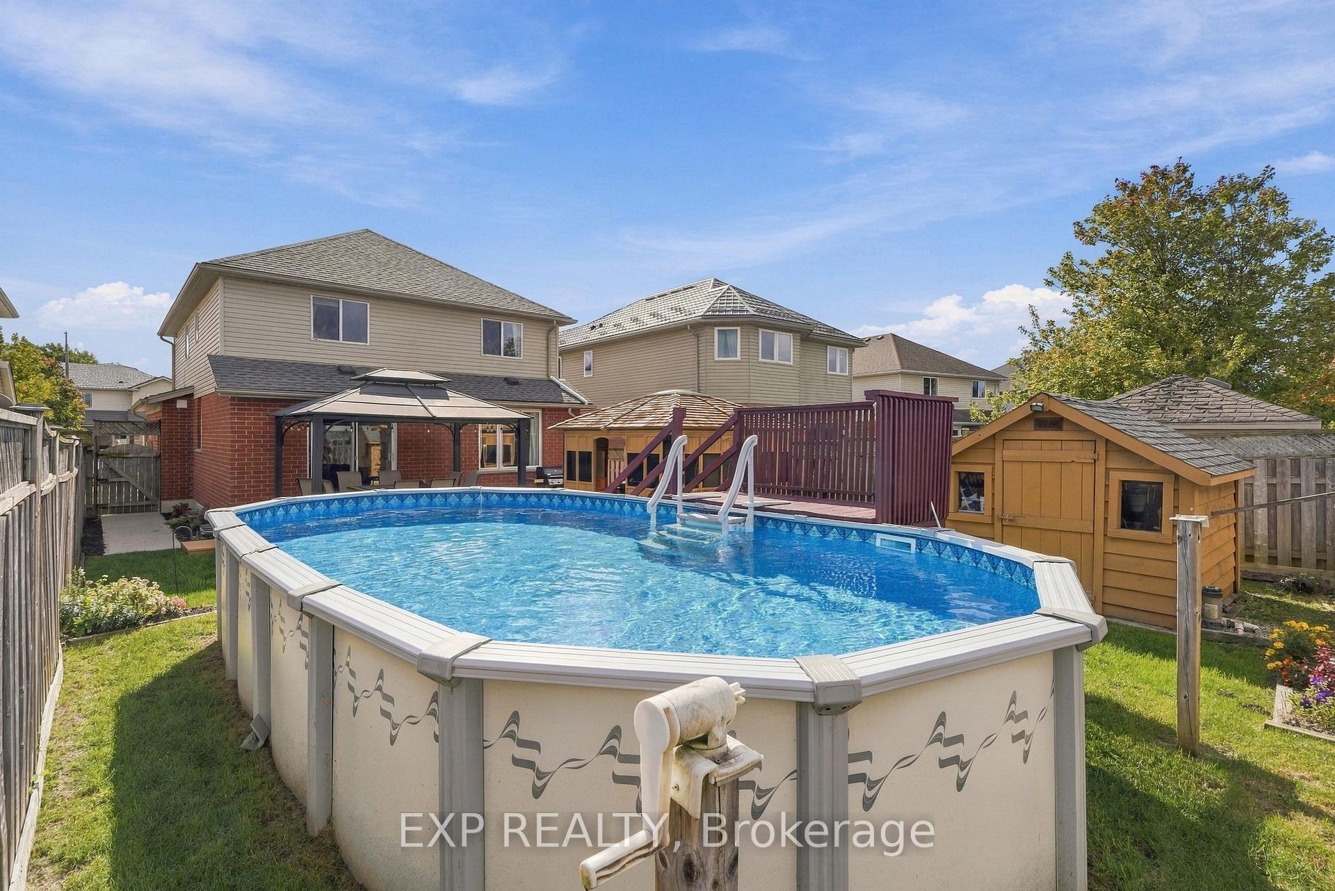 Photo 37 of 99 Stiefelmeyer Crescent, Wilmot, Baden — HOMEH