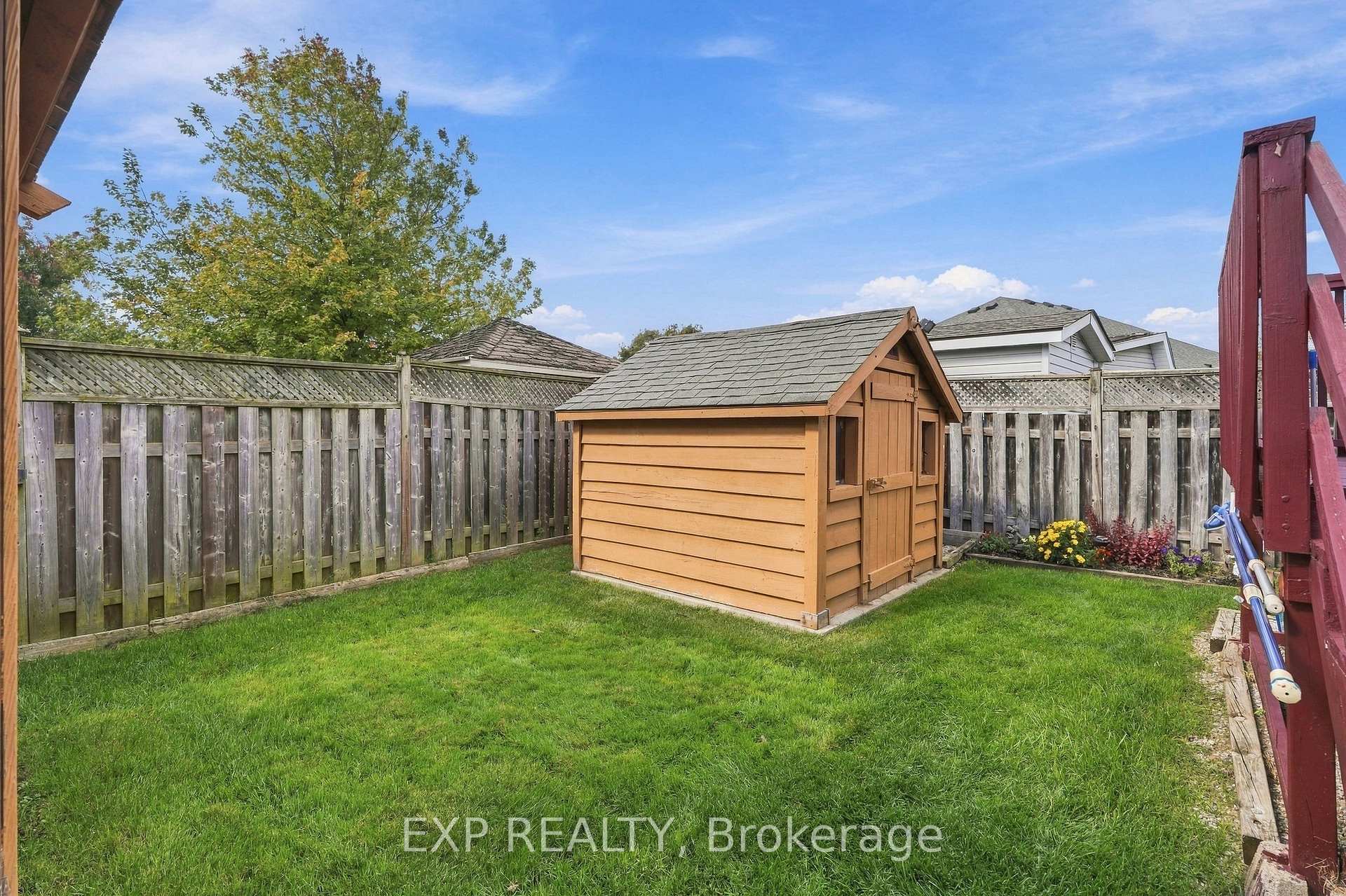 Photo 38 of 99 Stiefelmeyer Crescent, Wilmot, Baden — HOMEH