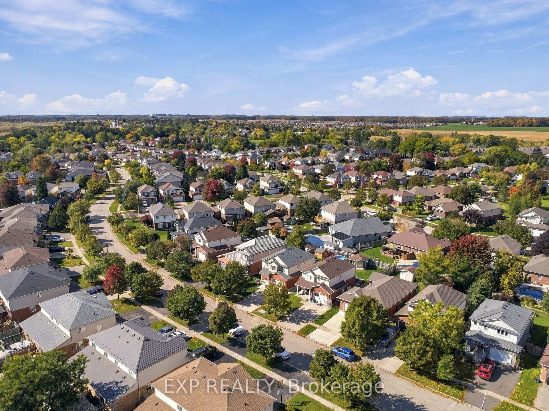 Photo 48 of 99 Stiefelmeyer Crescent, Wilmot, Baden — HOMEH