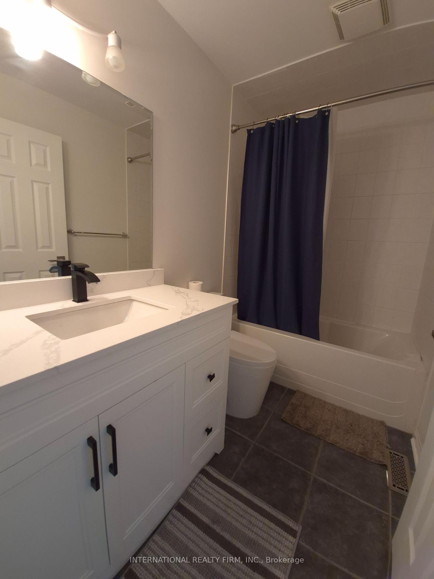 Photo 19 of 2588 Valleyridge Drive, Oakville, Bronte Creek — HOMEH