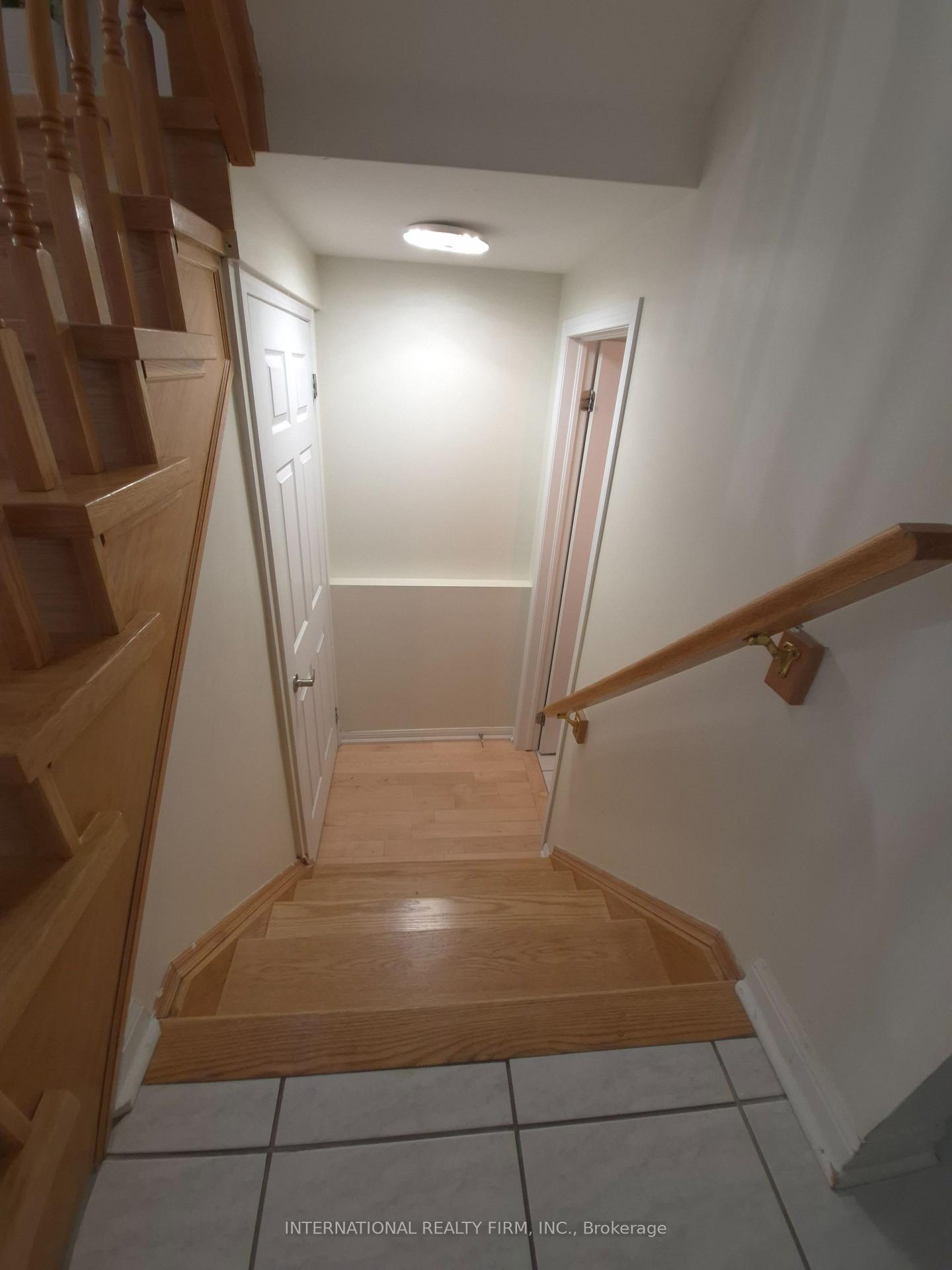 Photo 20 of 2588 Valleyridge Drive, Oakville, Bronte Creek — HOMEH
