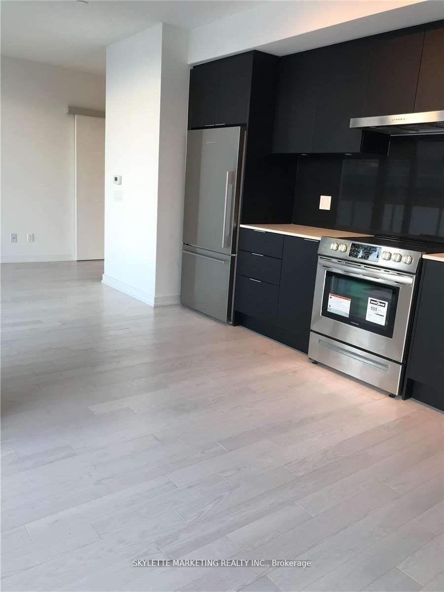 Photo 4 of Unit 617, 25 Richmond Street E, Toronto, Church-Yonge Corridor — HOMEH