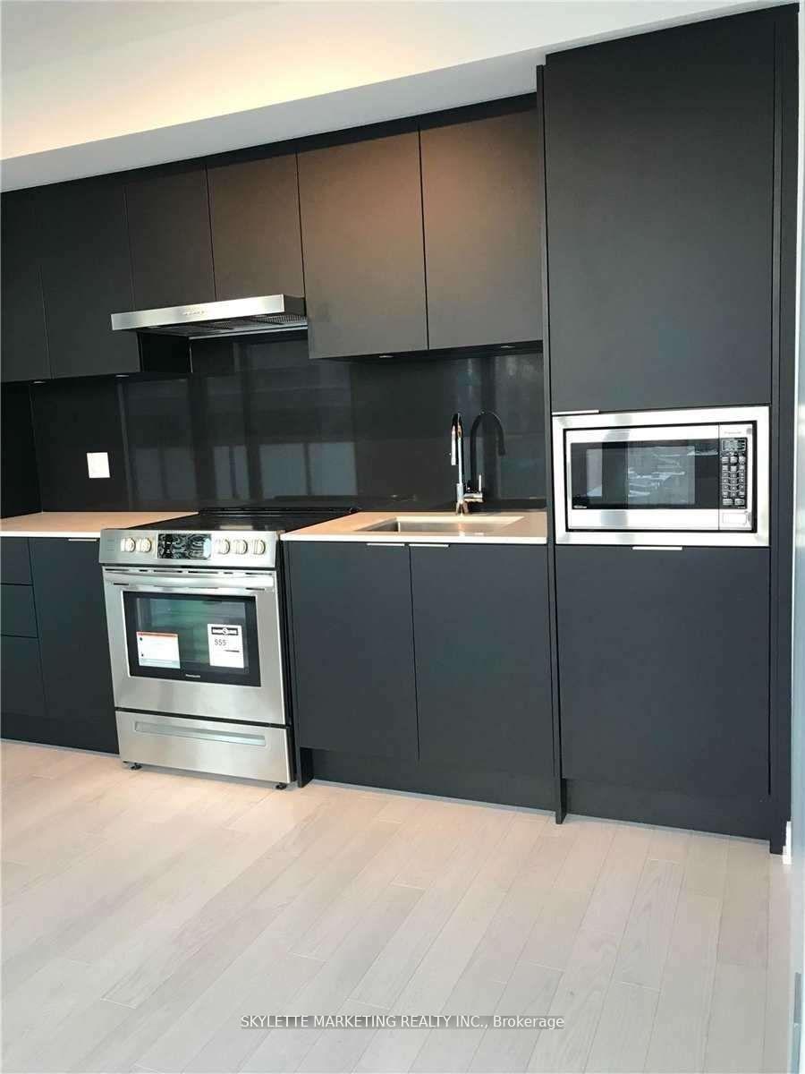 Photo 6 of Unit 617, 25 Richmond Street E, Toronto, Church-Yonge Corridor — HOMEH