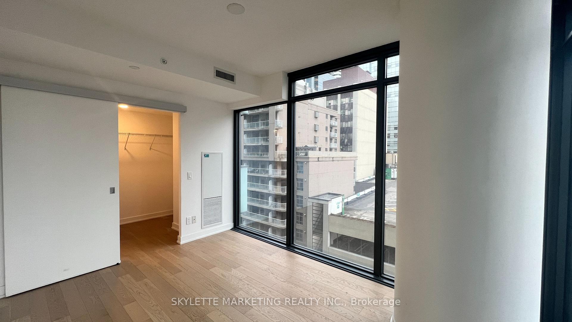 Photo 8 of Unit 617, 25 Richmond Street E, Toronto, Church-Yonge Corridor — HOMEH