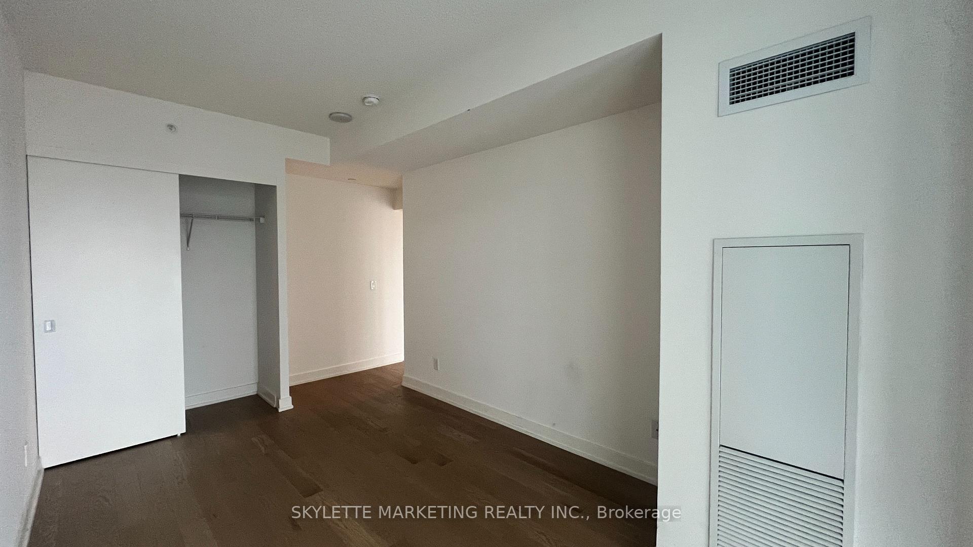 Photo 12 of Unit 617, 25 Richmond Street E, Toronto, Church-Yonge Corridor — HOMEH