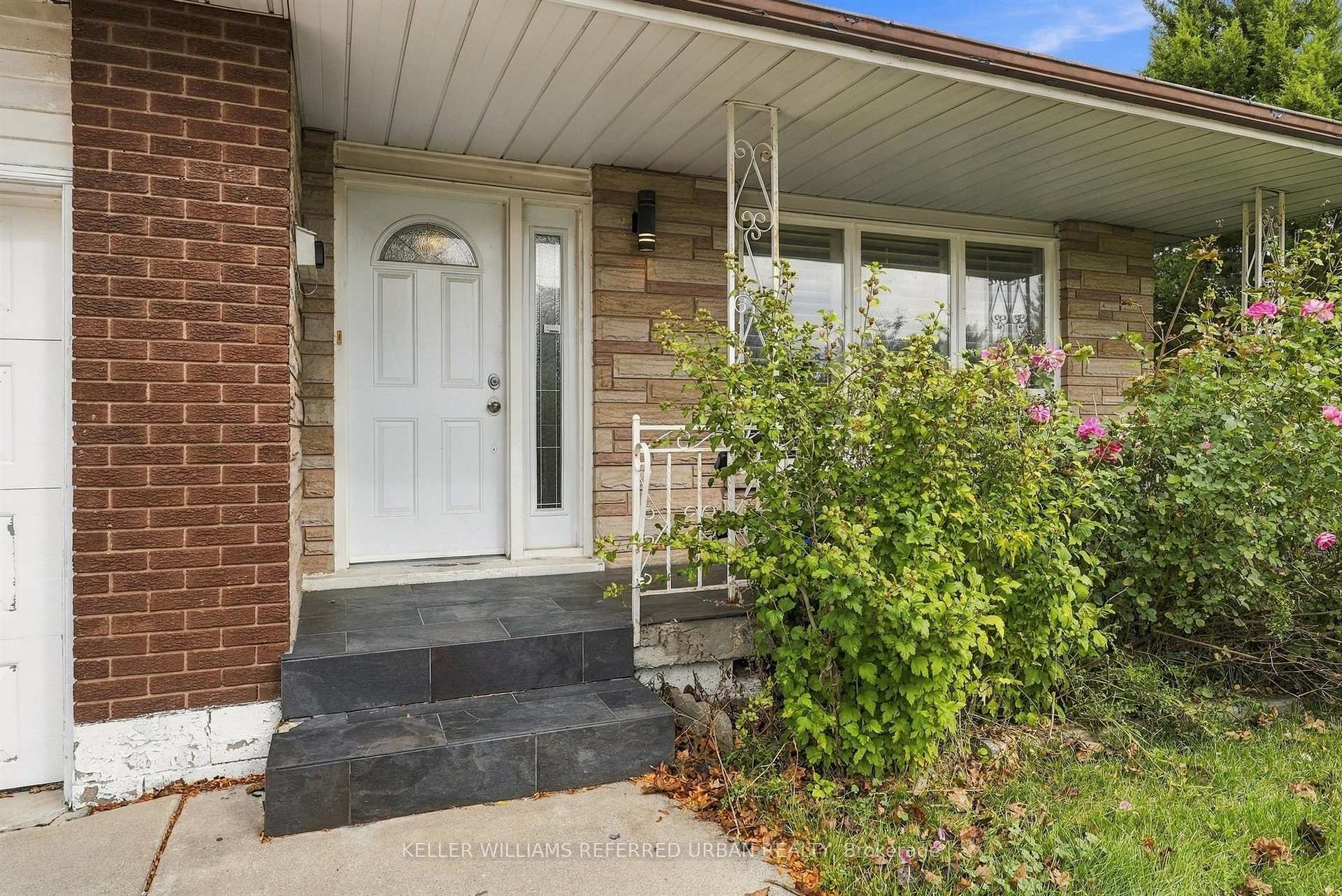 Photo 2 of 128 Hadeland Avenue, Hamilton, Fessenden — HOMEH