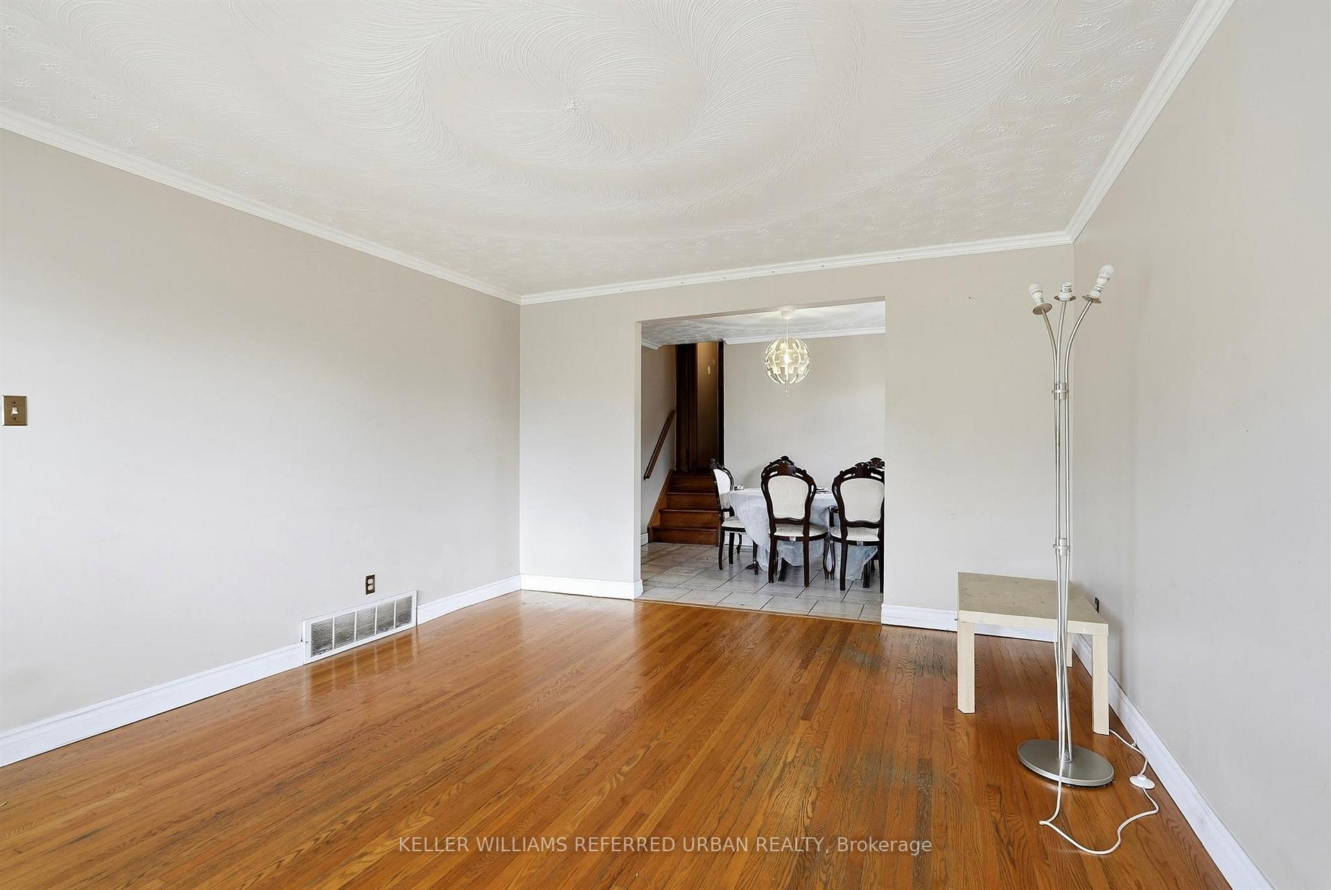 Photo 13 of 128 Hadeland Avenue, Hamilton, Fessenden — HOMEH