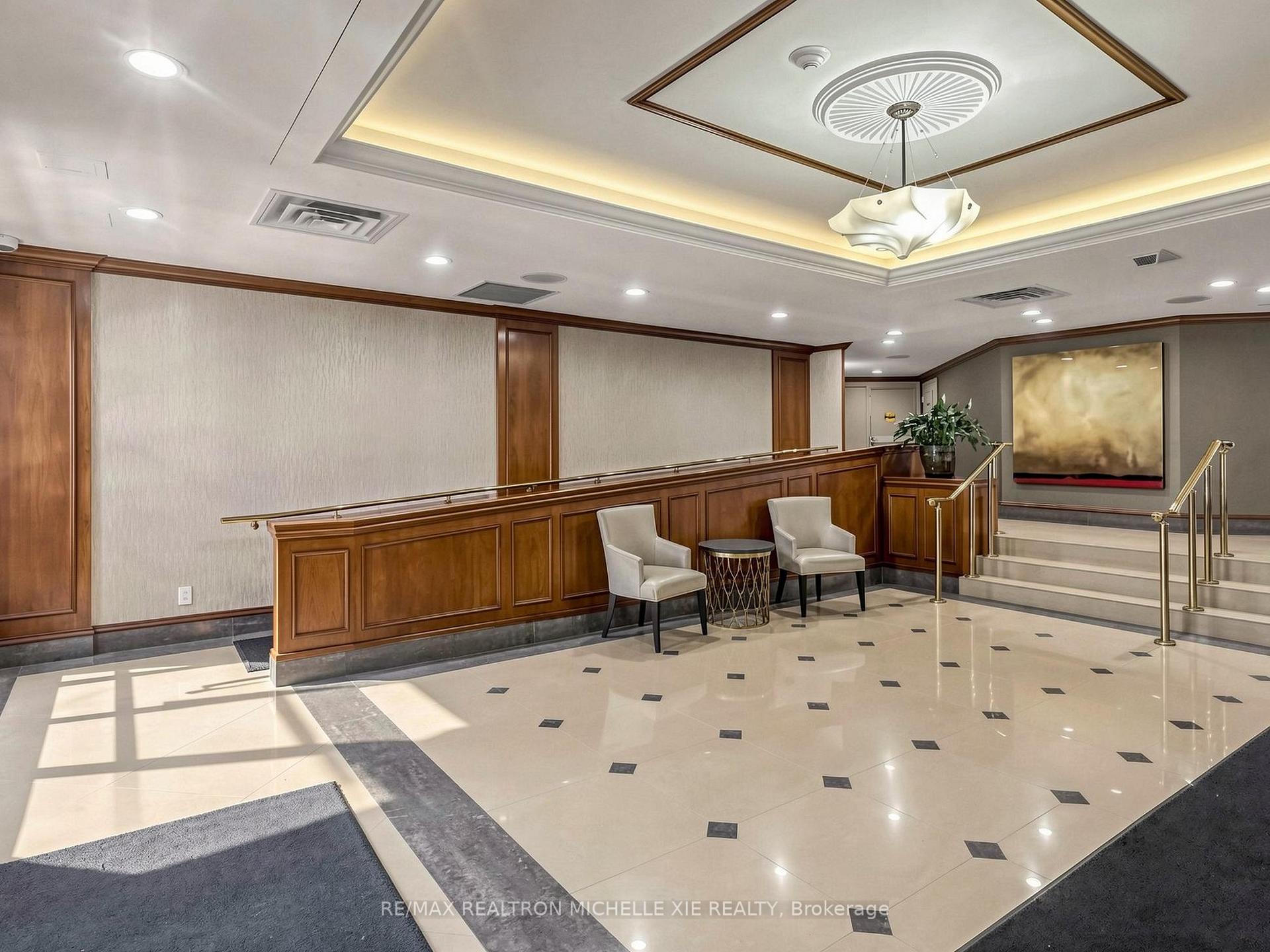 Photo 6 of Unit 411, 18 Concorde Place, North York, Banbury-Don Mills — HOMEH
