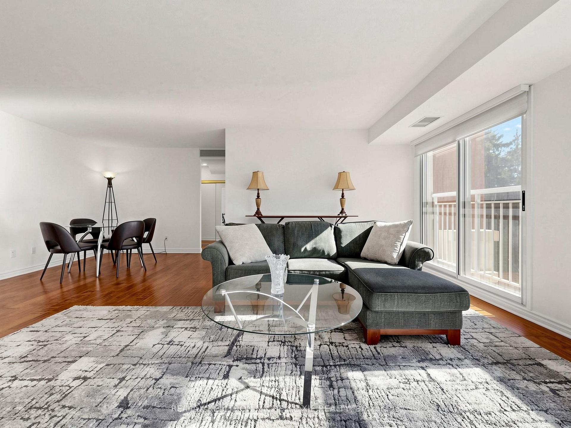 Photo 12 of Unit 411, 18 Concorde Place, North York, Banbury-Don Mills — HOMEH