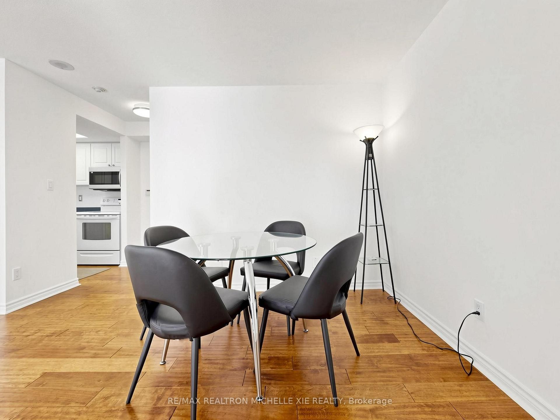 Photo 15 of Unit 411, 18 Concorde Place, North York, Banbury-Don Mills — HOMEH