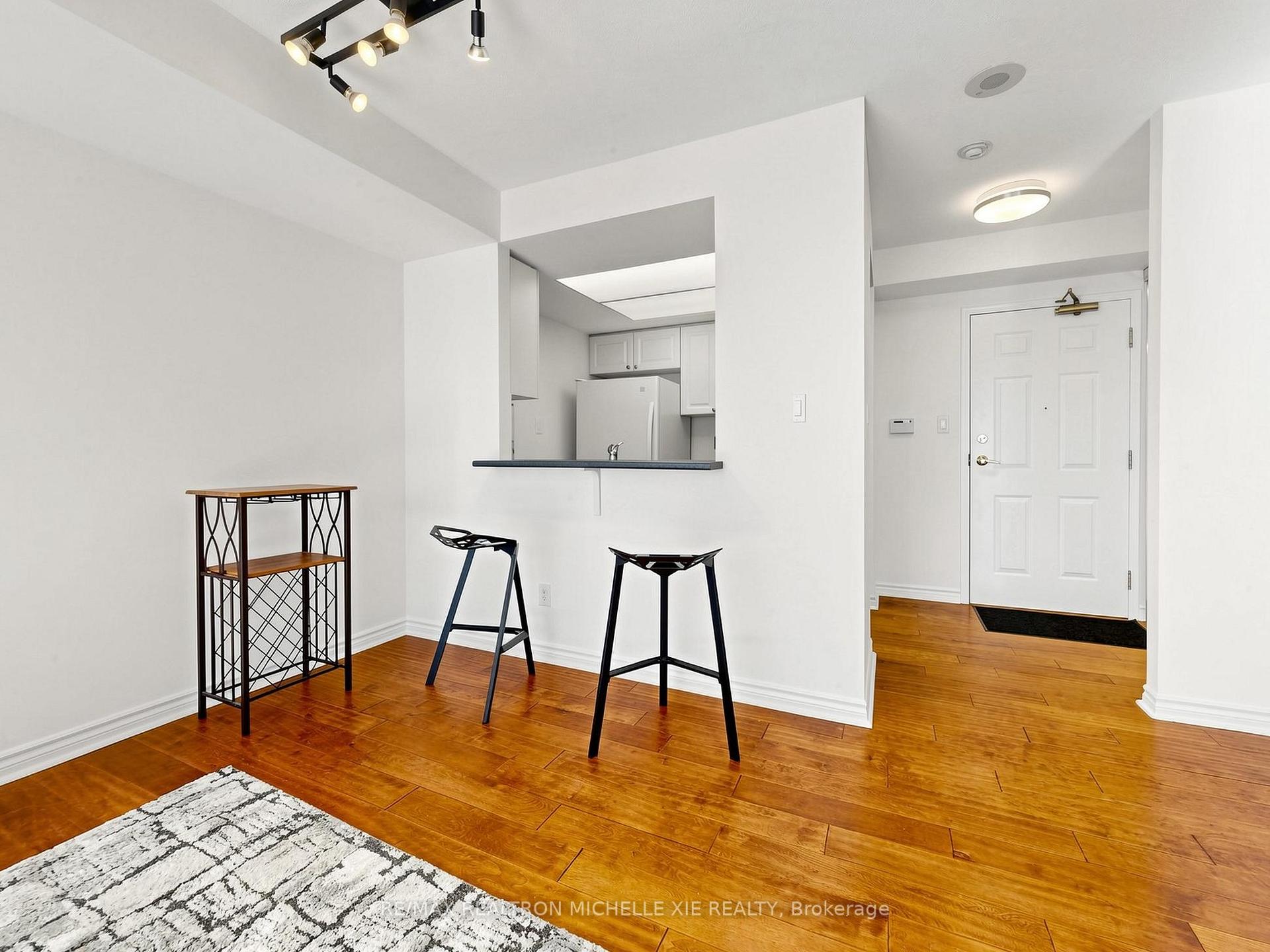 Photo 16 of Unit 411, 18 Concorde Place, North York, Banbury-Don Mills — HOMEH