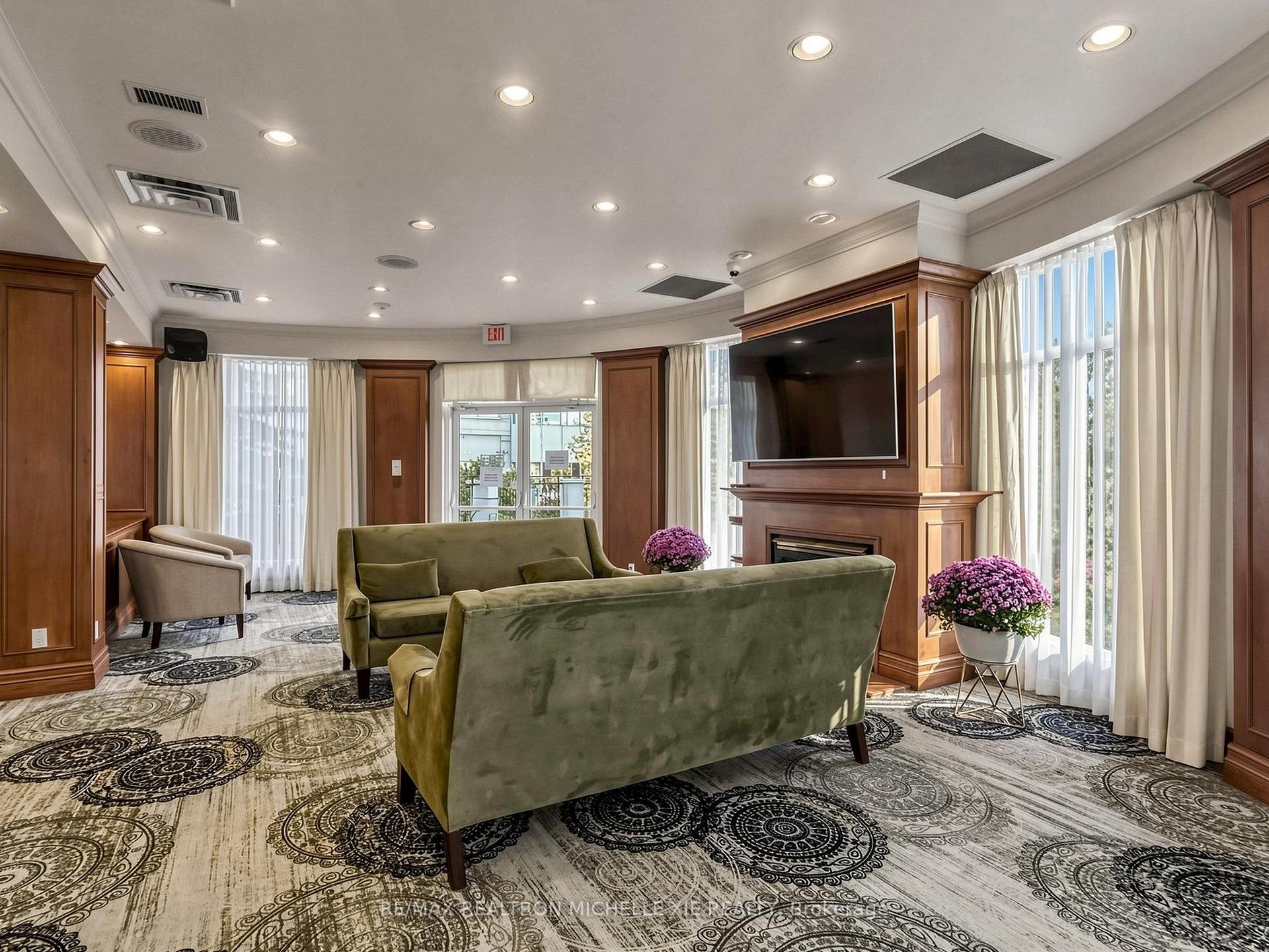 Photo 26 of Unit 411, 18 Concorde Place, North York, Banbury-Don Mills — HOMEH