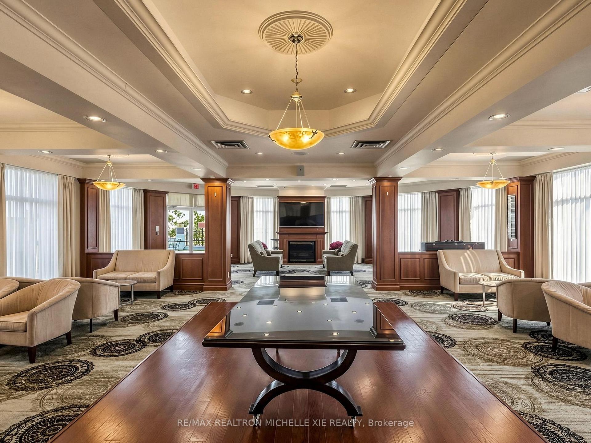 Photo 28 of Unit 411, 18 Concorde Place, North York, Banbury-Don Mills — HOMEH