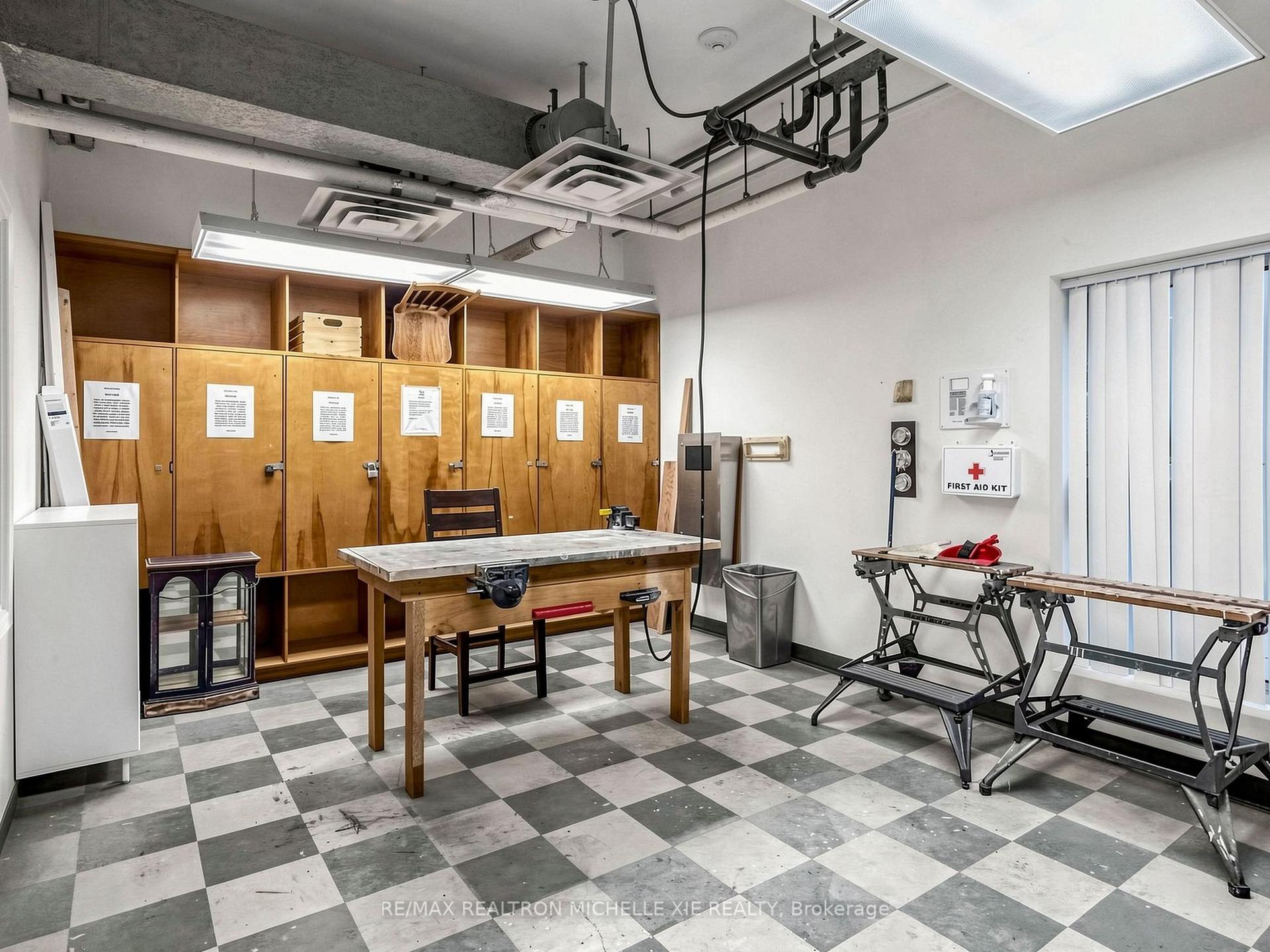 Photo 34 of Unit 411, 18 Concorde Place, North York, Banbury-Don Mills — HOMEH