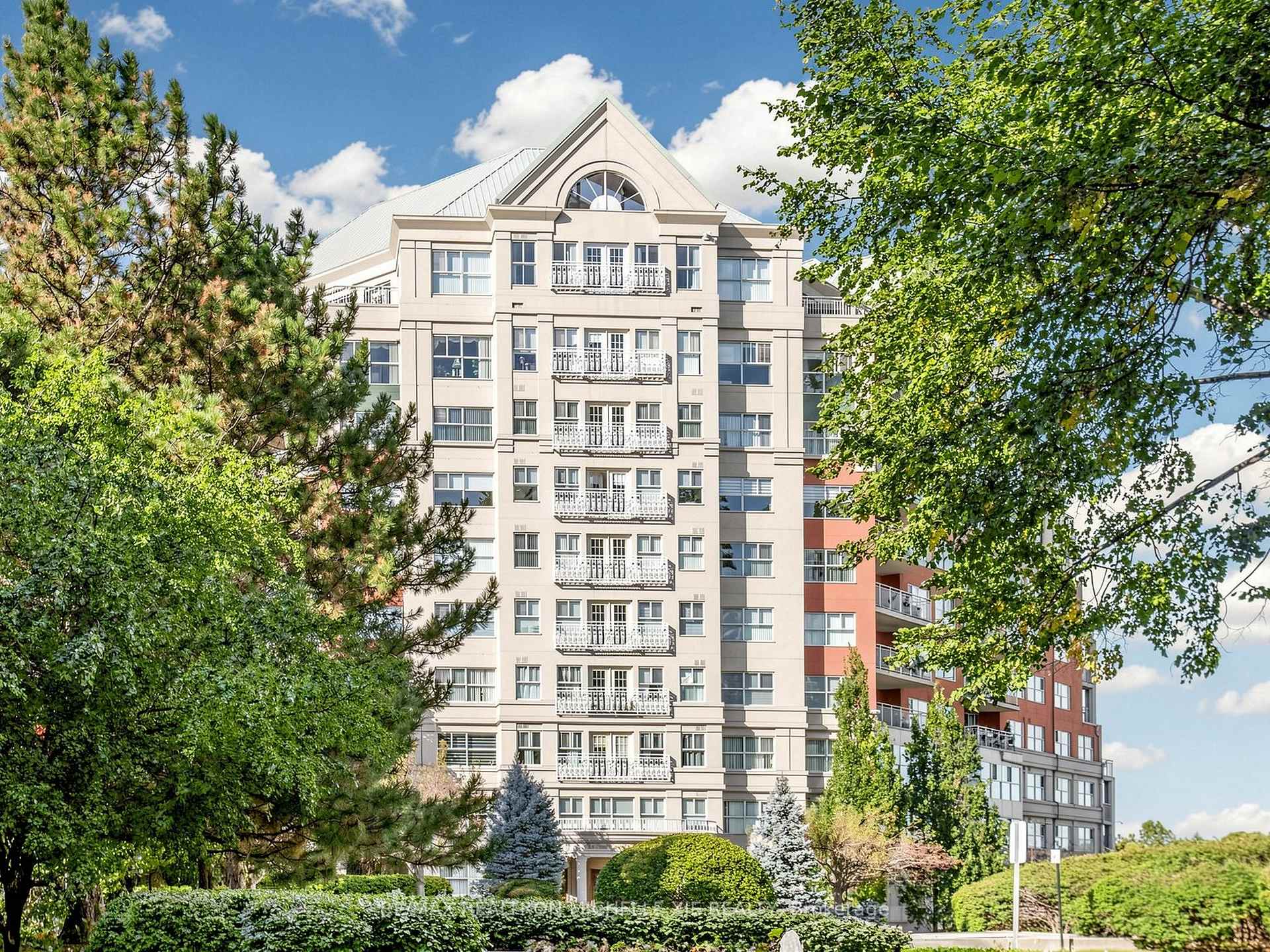 Photo 35 of Unit 411, 18 Concorde Place, North York, Banbury-Don Mills — HOMEH