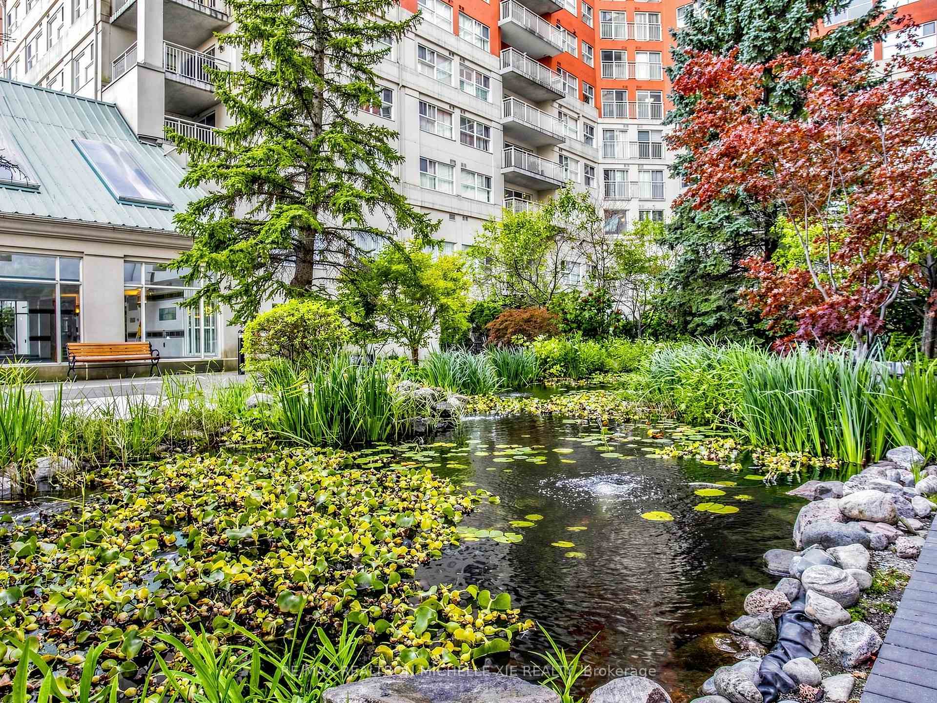 Photo 46 of Unit 411, 18 Concorde Place, North York, Banbury-Don Mills — HOMEH