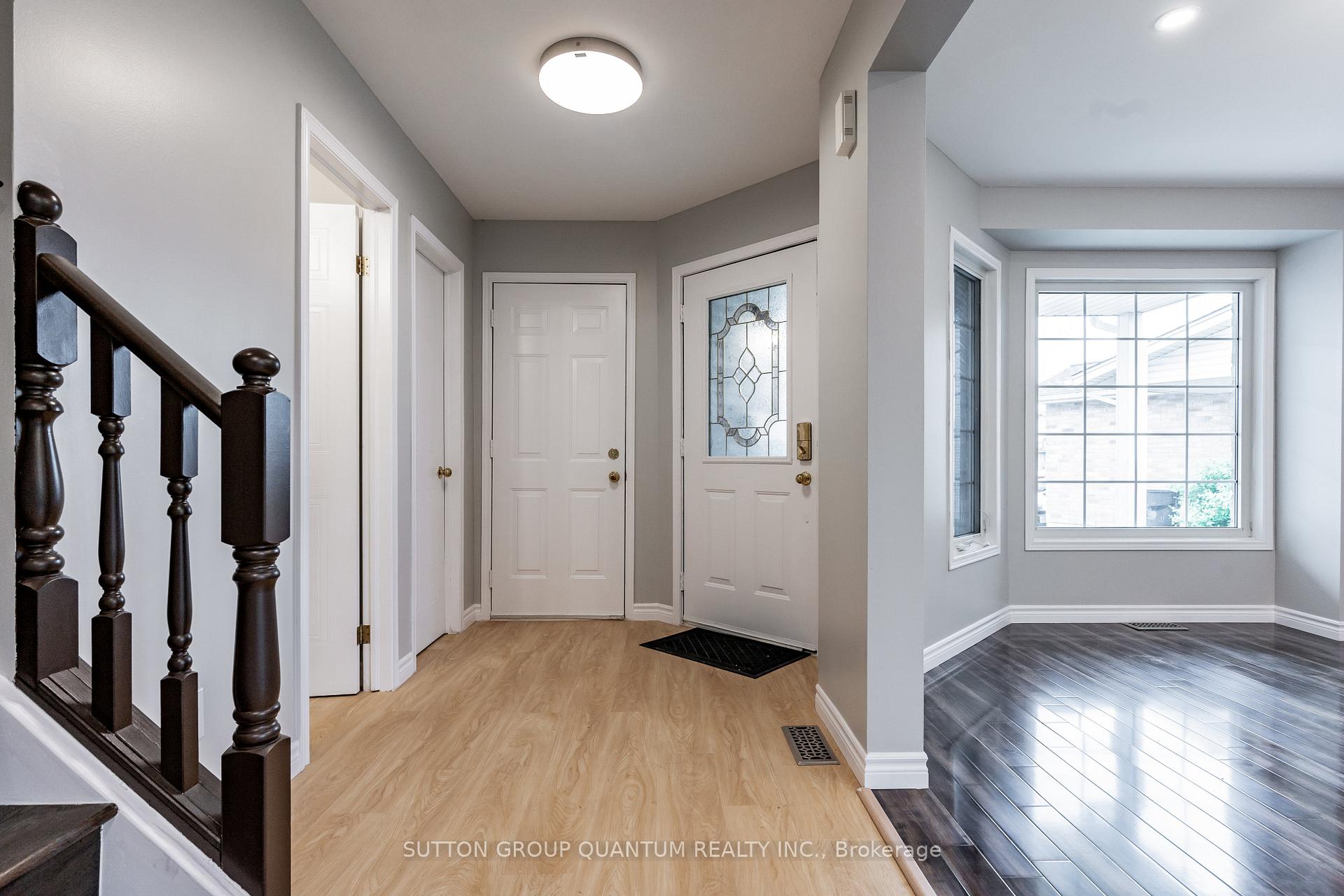 Photo 4 of Unit Upper, 48 White Sands Court, Kitchener, Laurentian Hills/Country Hills W — HOMEH