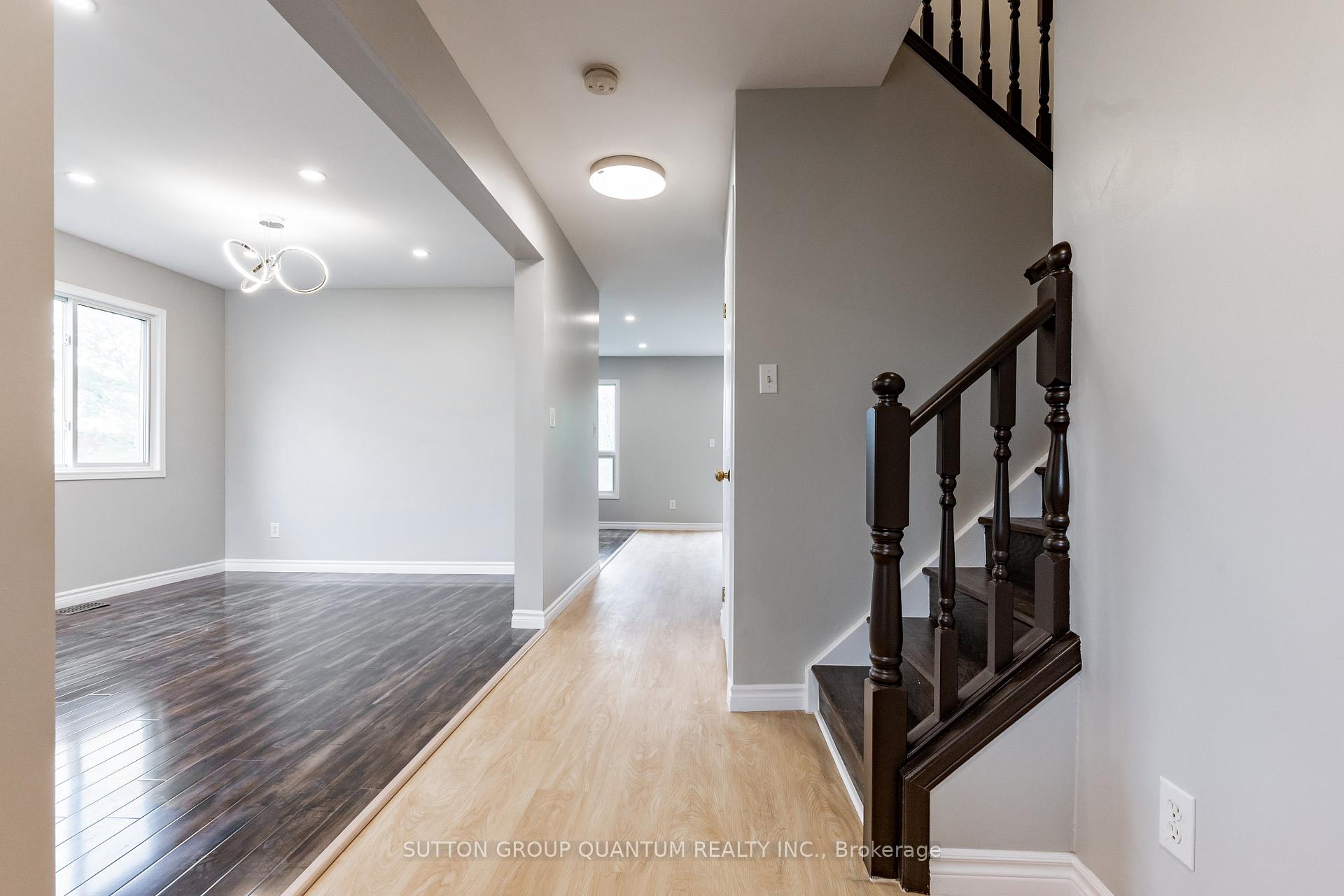 Photo 5 of Unit Upper, 48 White Sands Court, Kitchener, Laurentian Hills/Country Hills W — HOMEH