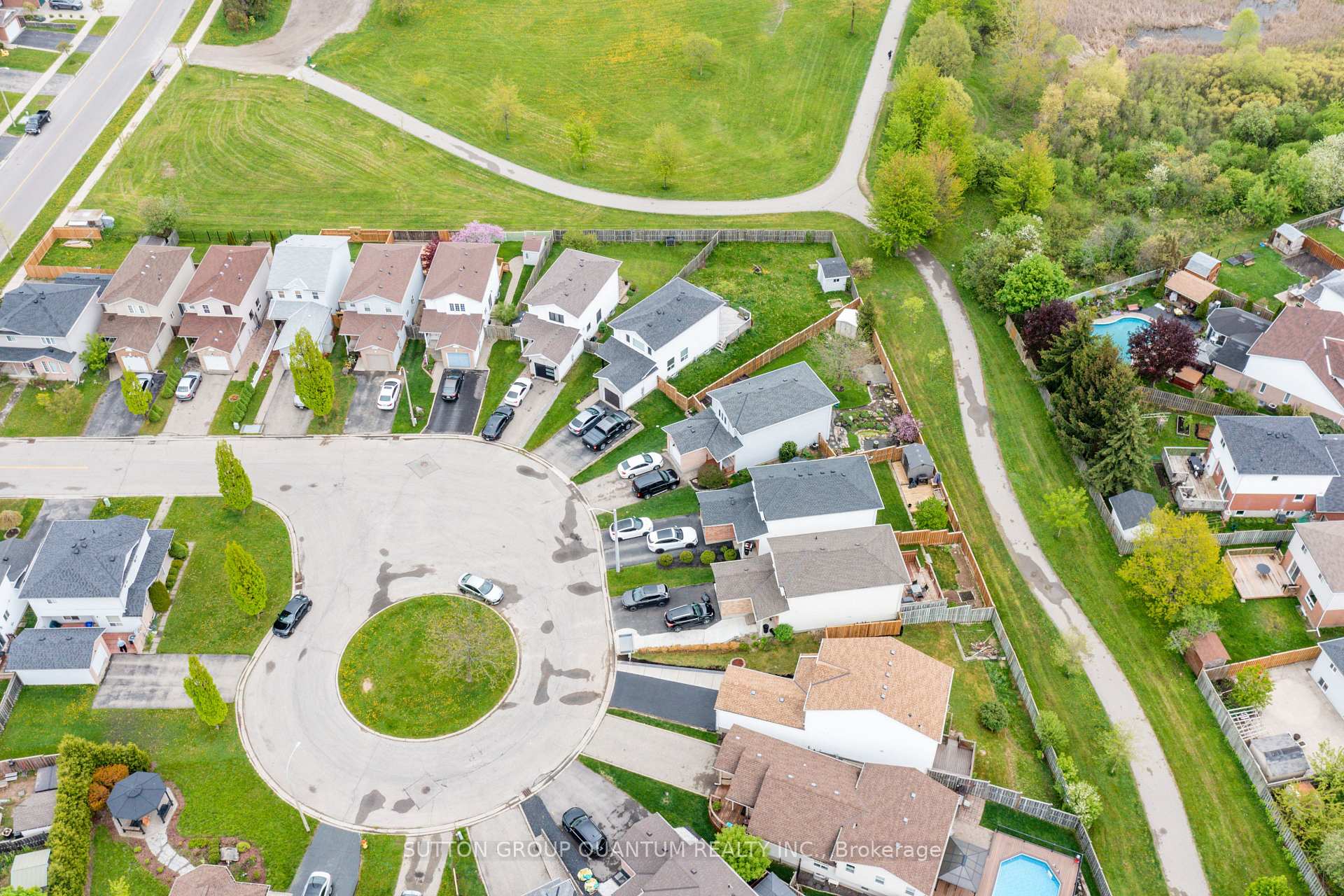 Photo 35 of Unit Upper, 48 White Sands Court, Kitchener, Laurentian Hills/Country Hills W — HOMEH